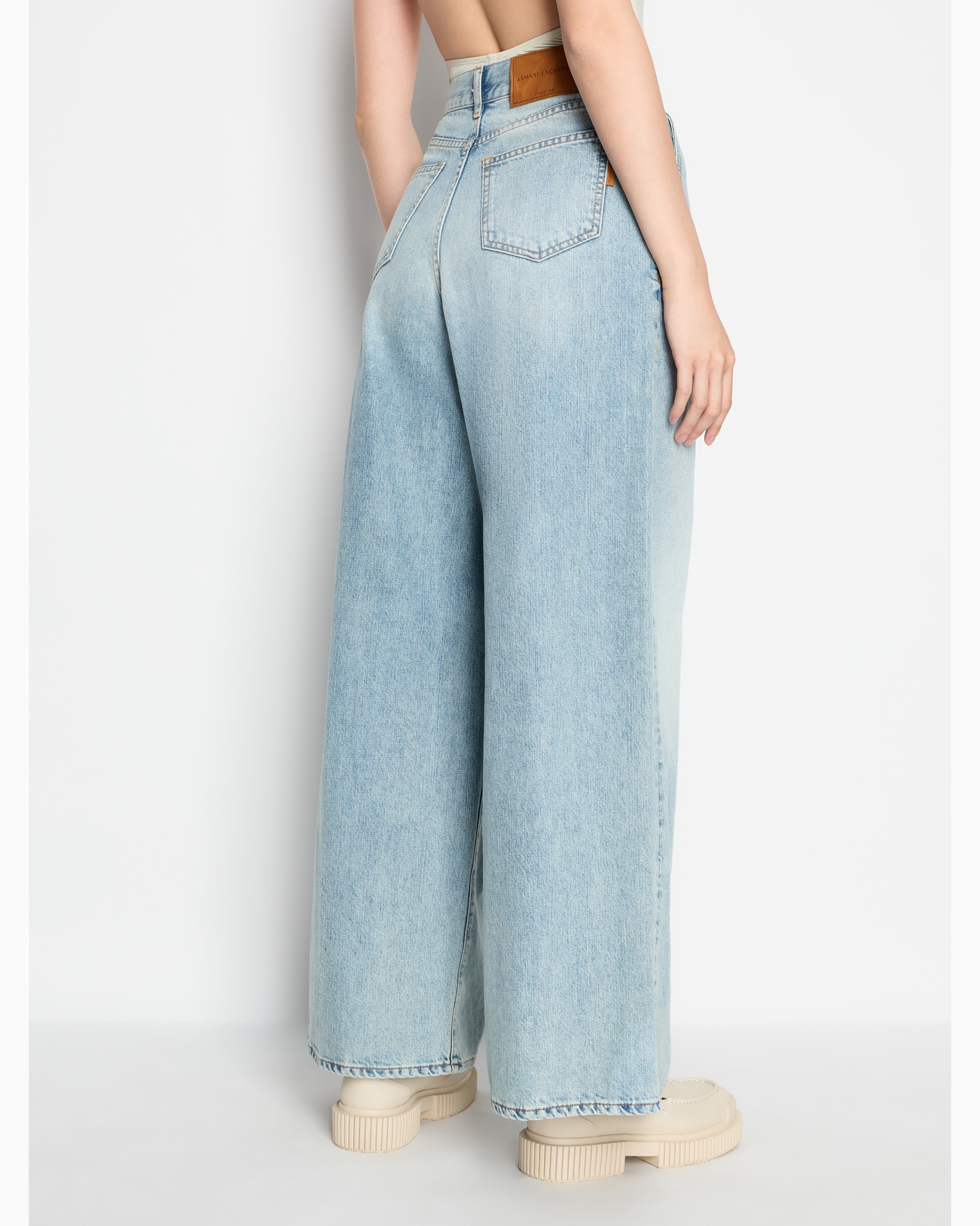 デニム・ジーパン Armani Exchange 3DYJ33 Y27CZ Jeans 6D1J06_1D97Z_0941_F_FW2024.jpg