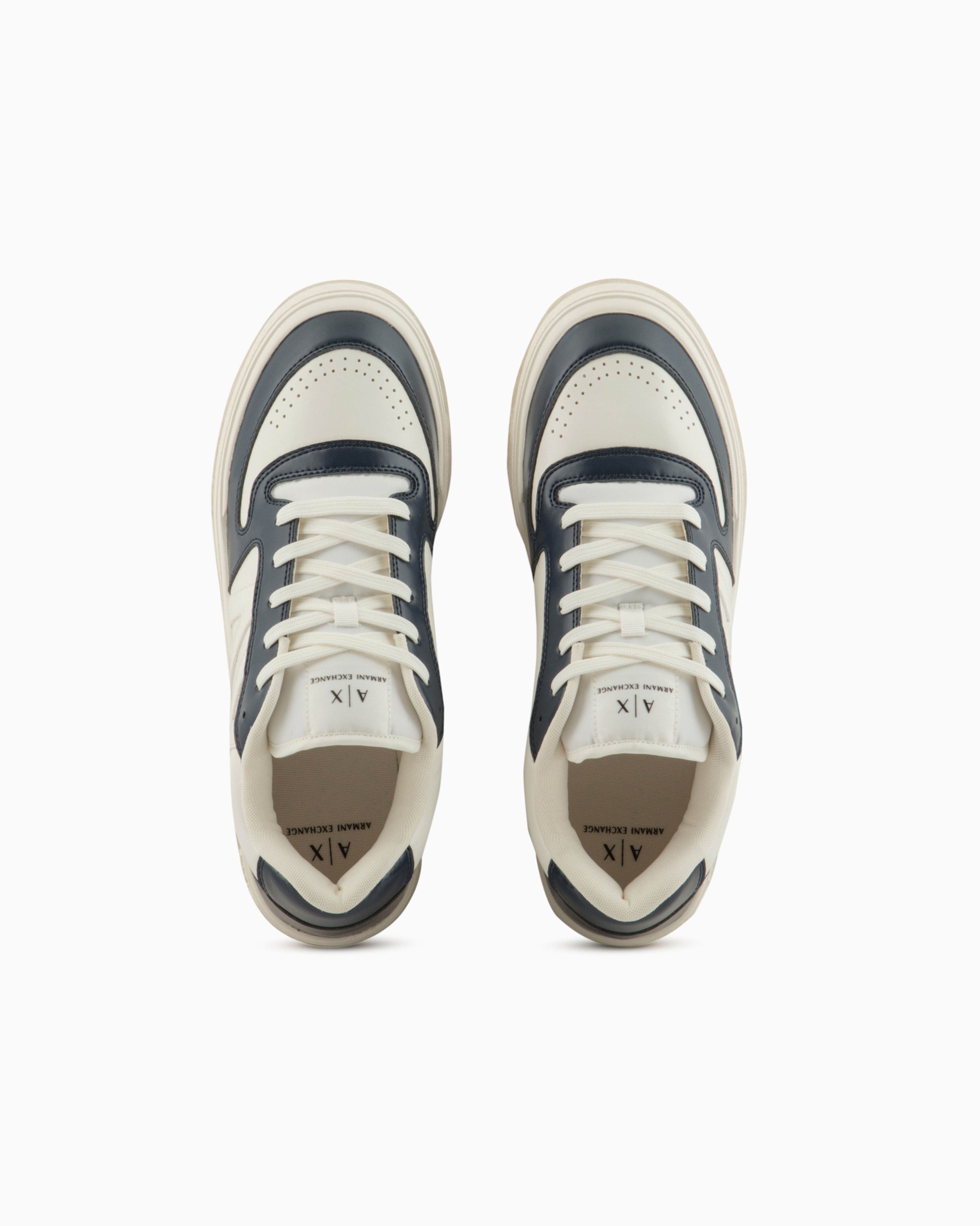 【ARMANI EXCHANGE】グリッター ロゴ スニーカー ※送関込 Sneakers with logo | Armani Exchange