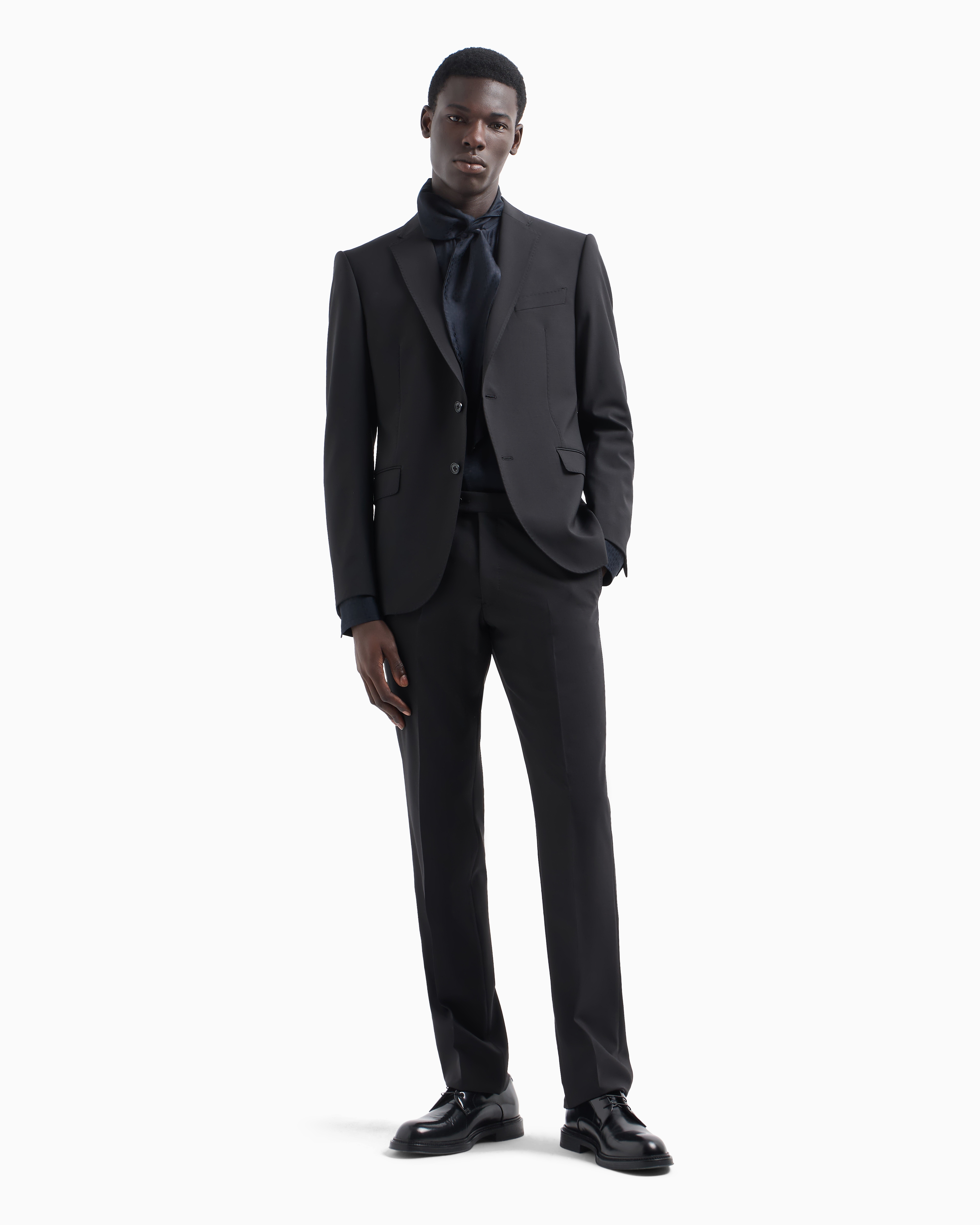 Emporio Armani Single-breasted Suit In Virgin-wool Two-way Stretch Canvas In Black