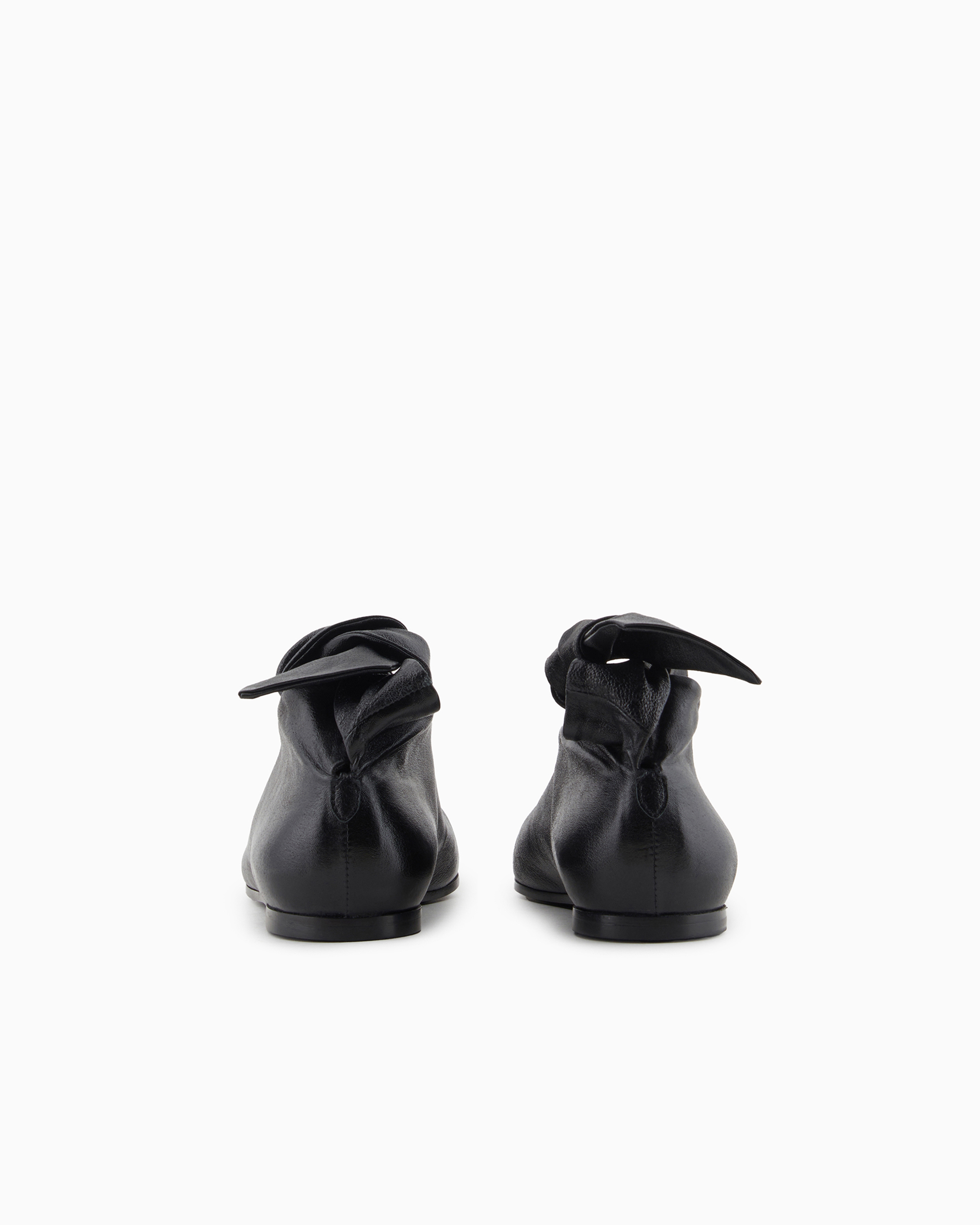 Emporio Armani Official Store Ballerinas Mit Schleife Aus Leder In Schwarz
