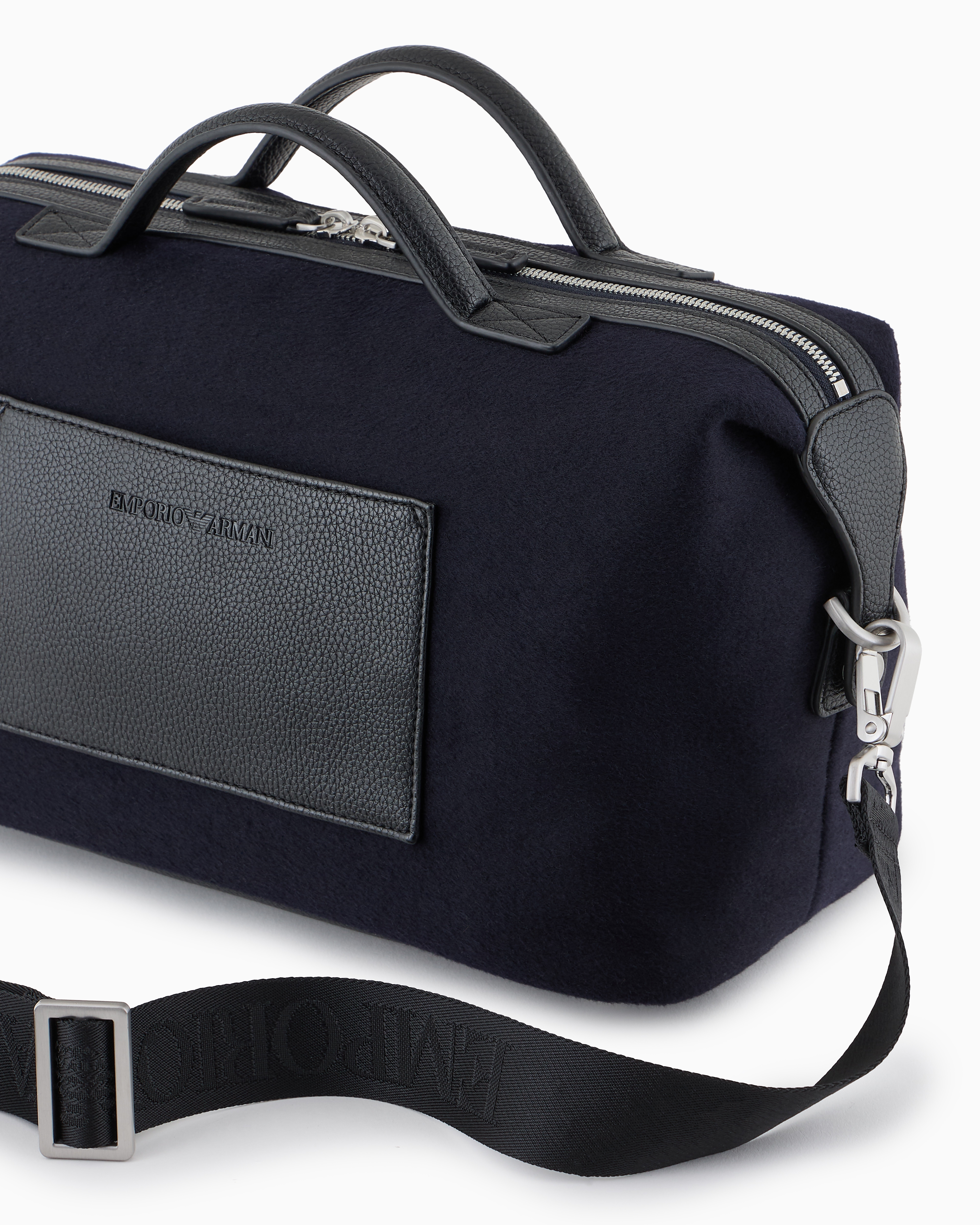 Giorgio Armani 最高級 黒 レザー トラベルバッグ ウィークエンド Giorgio Armani 最高級 黒 レザー トラベルバッグ