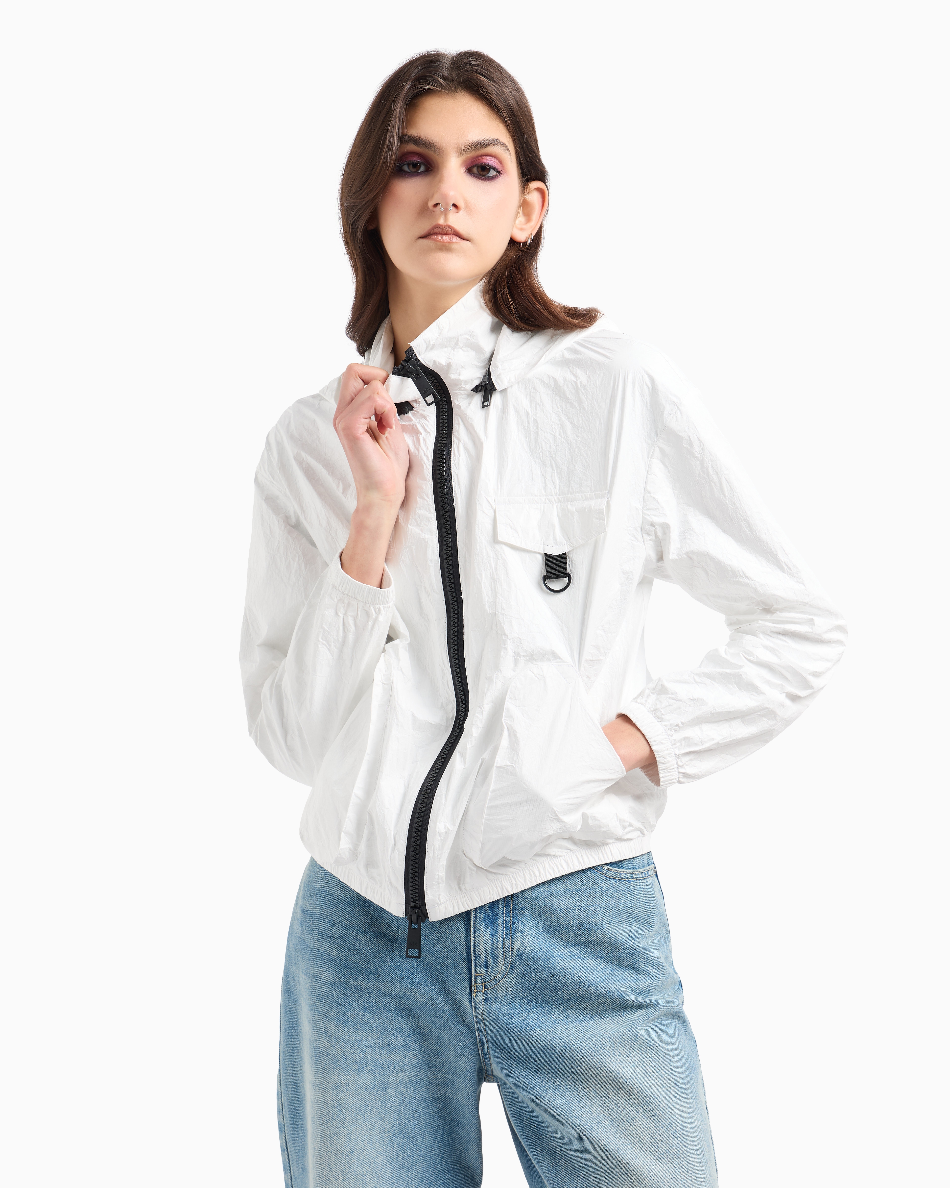 【BAON】[unisex] Akina Two Way Over Wind Jumper Non-woven windbreaker with hood and hook | Armani Exchange