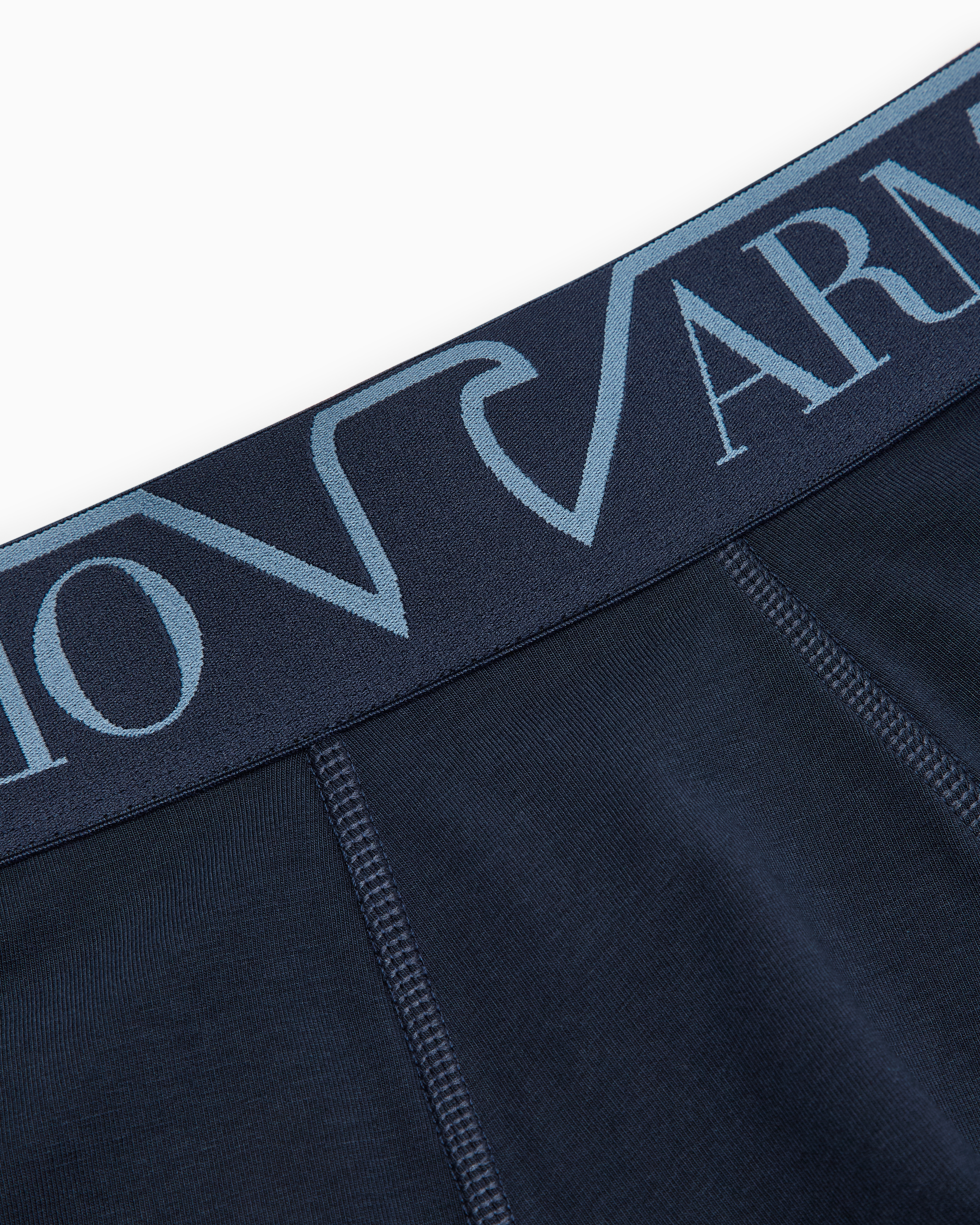 Shop Emporio Armani Asv Eng Anliegende Boxershorts Aus Bio-baumwolle Mit Megalogo In Blau