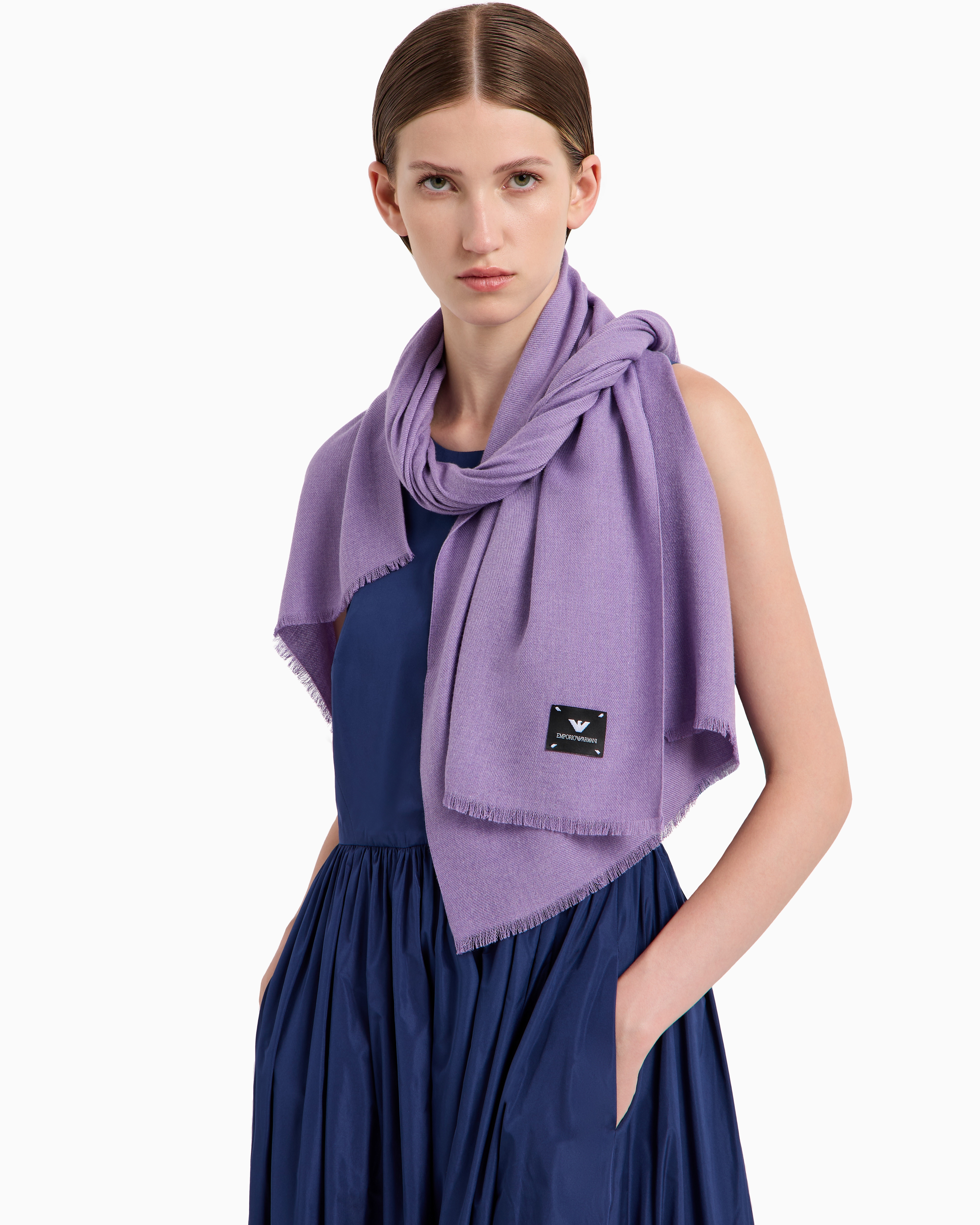 スカーフ EMPORIO ARMANI Woman Scarf Lilac EW001865AF15674 UA174 Long taffeta dress | Emporio Armani