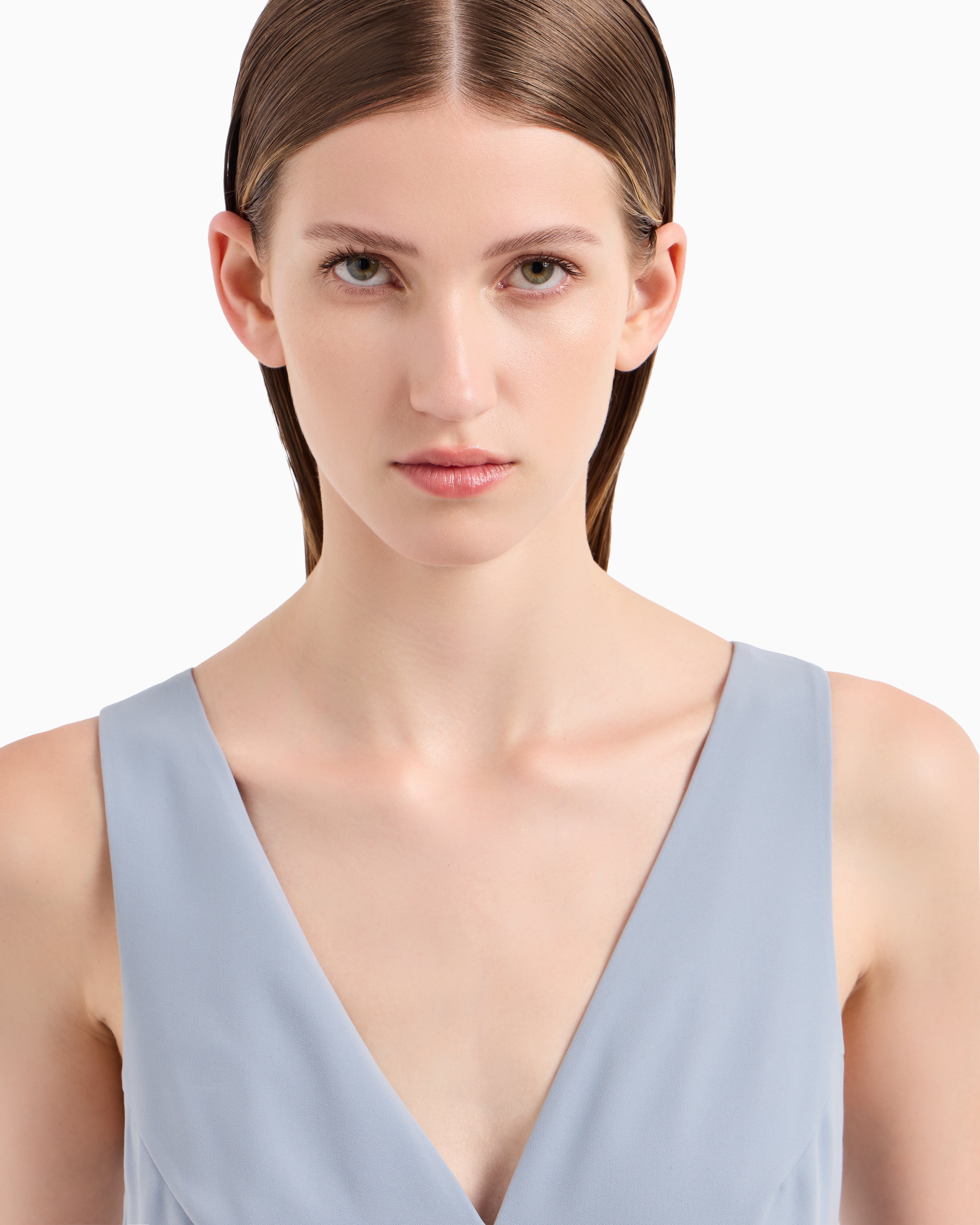 Emporio Armani Official Store Overall Mit V-ausschnitt Aus Funktions-cady In Lilla