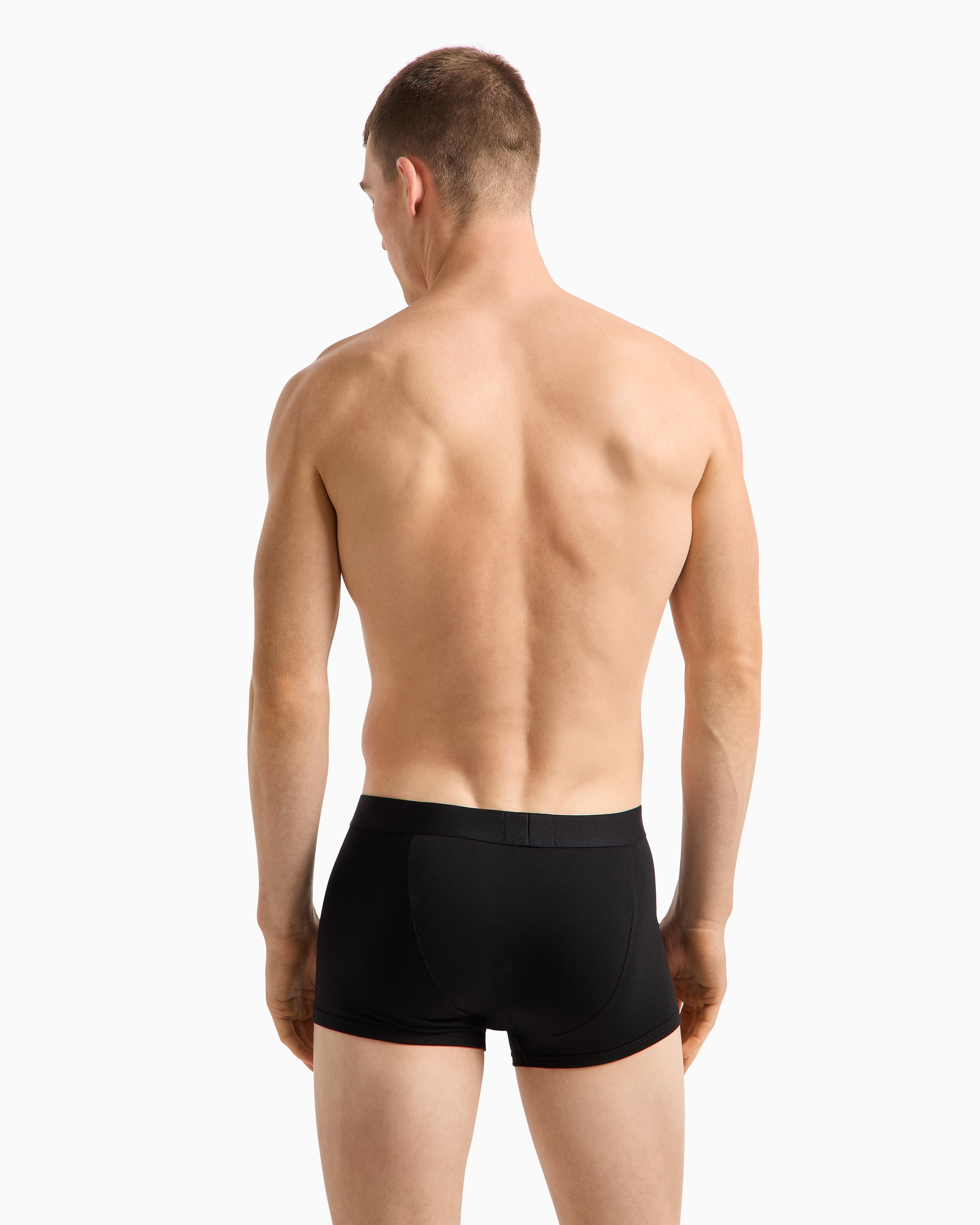 Shop Emporio Armani Asv Eng Anliegende Boxershorts Aus The New Icon Bio-baumwolle In Schwarz