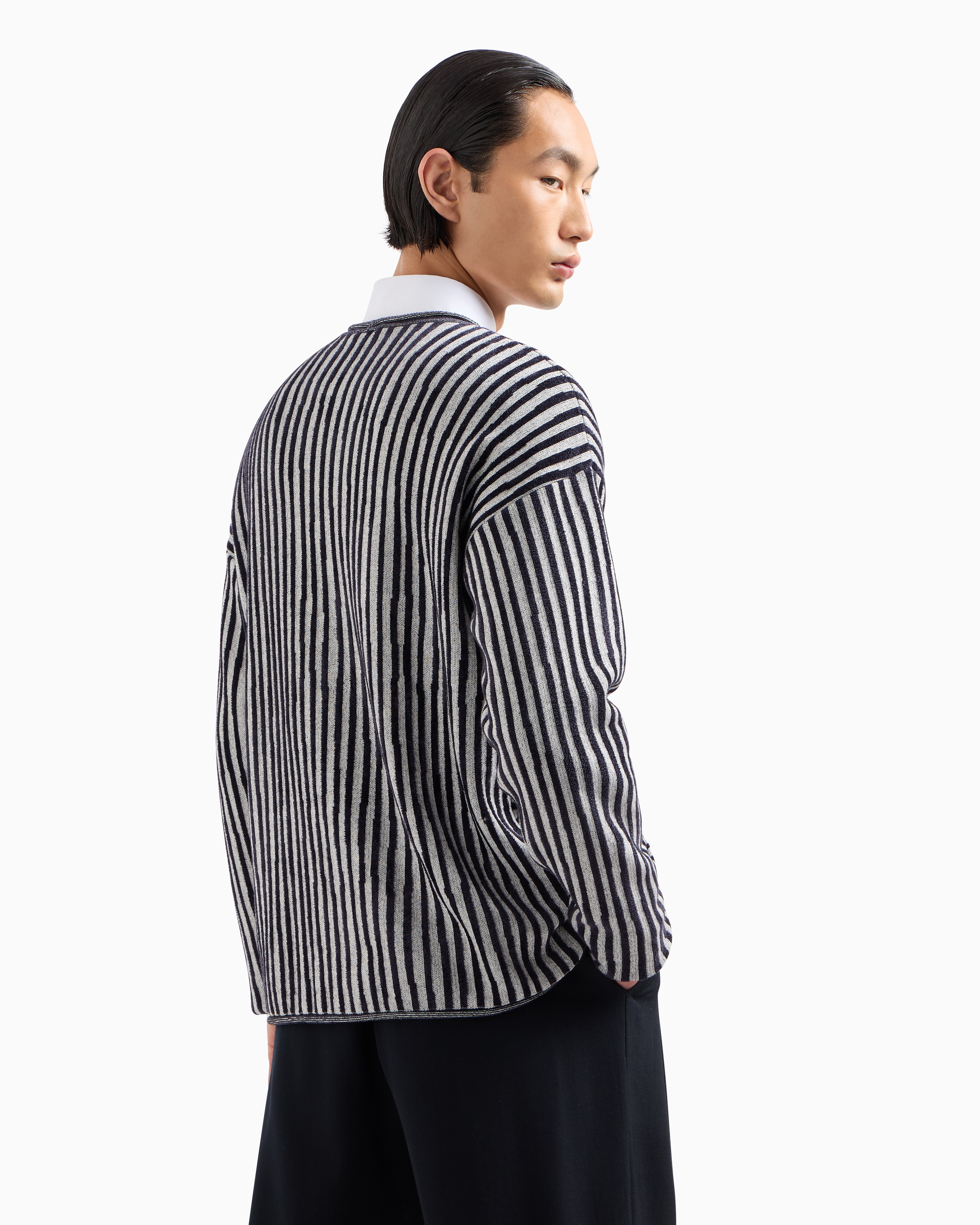 Giorgio Armani Crew-neck Jumper In A Viscose And Cotton Jacquard