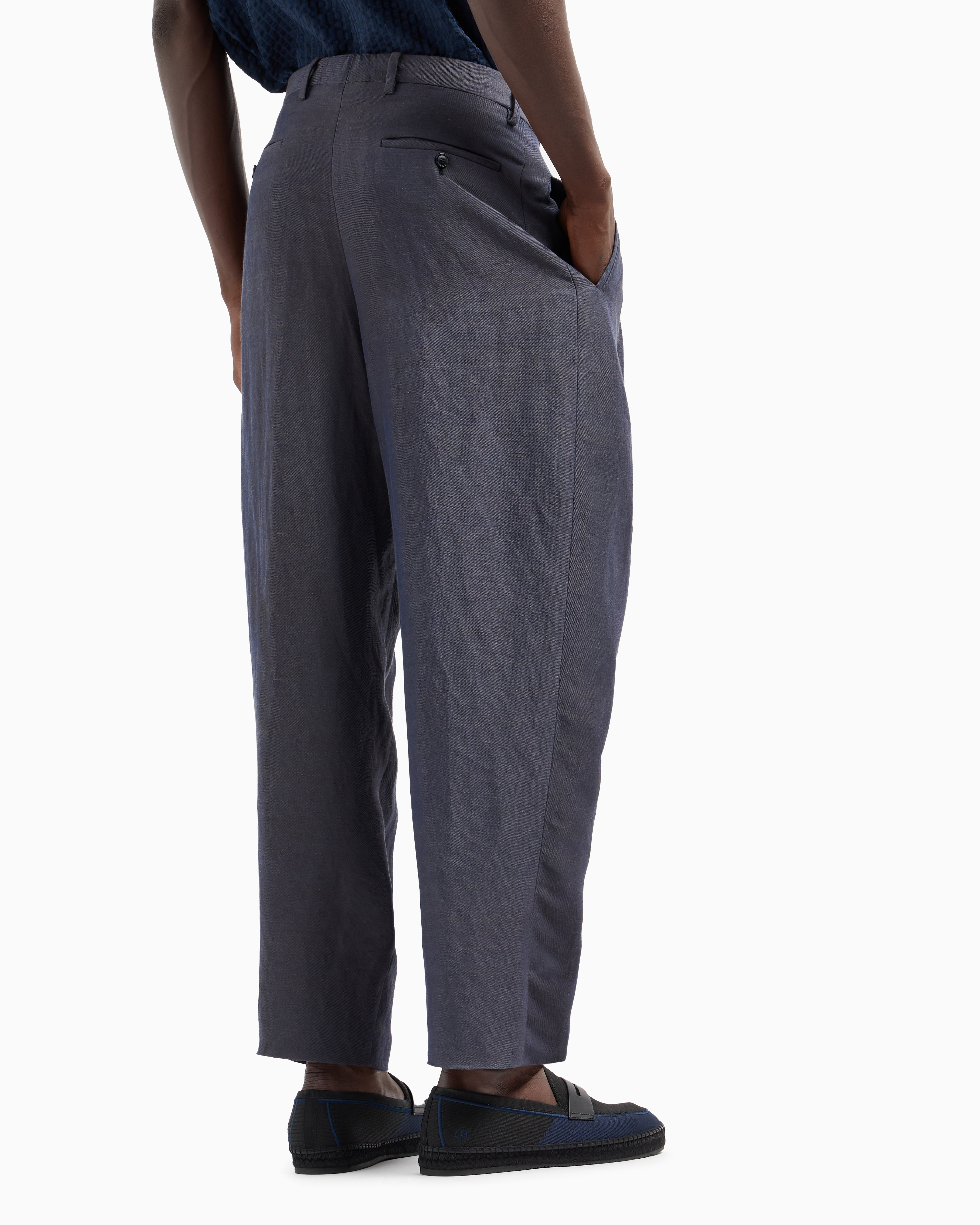 Giorgio Armani Linen And Viscose Twill Two-pleat Trousers