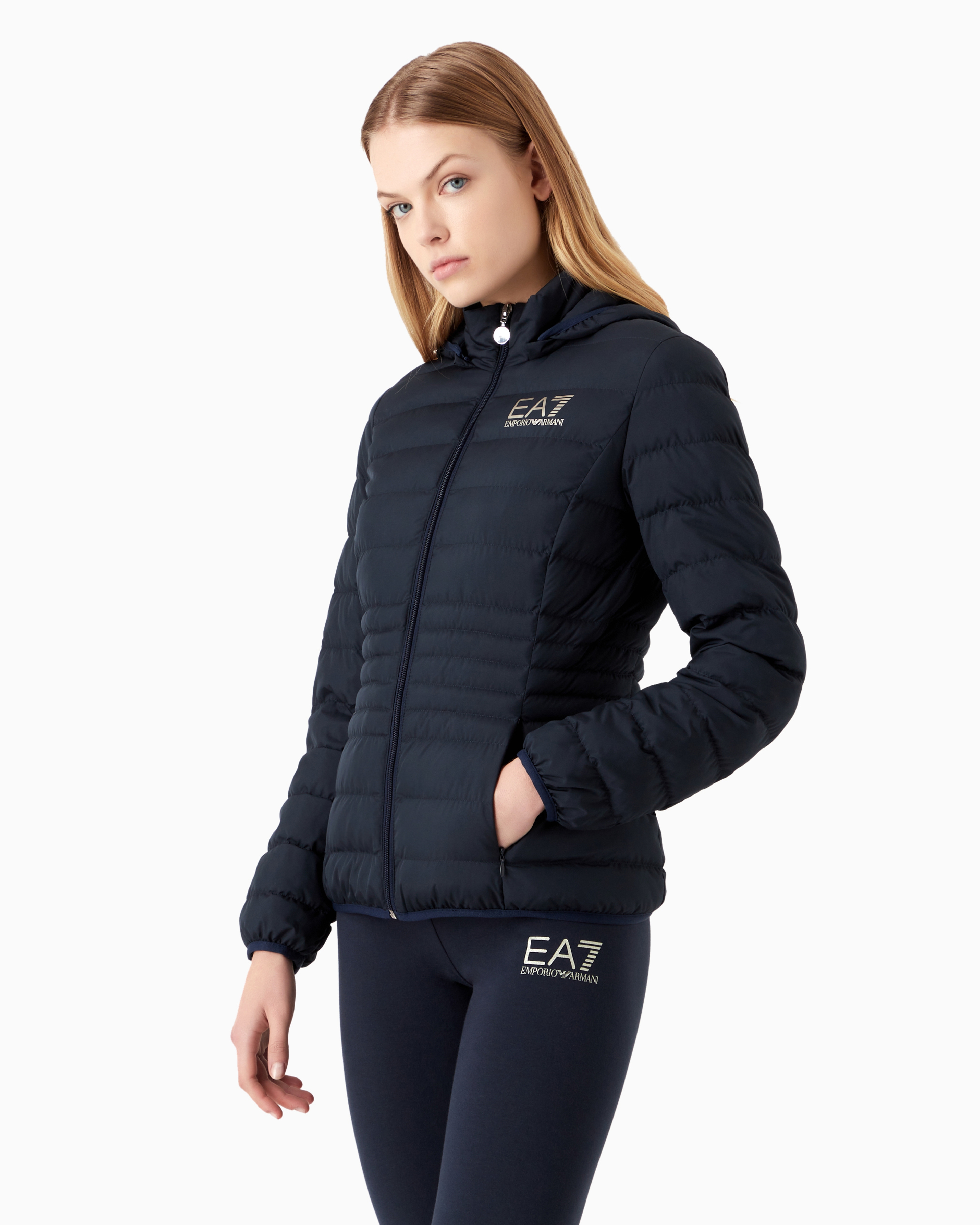 Emporio Armani Core Lady Packable Hooded Puffer Jacket With Zip In Navy Blue