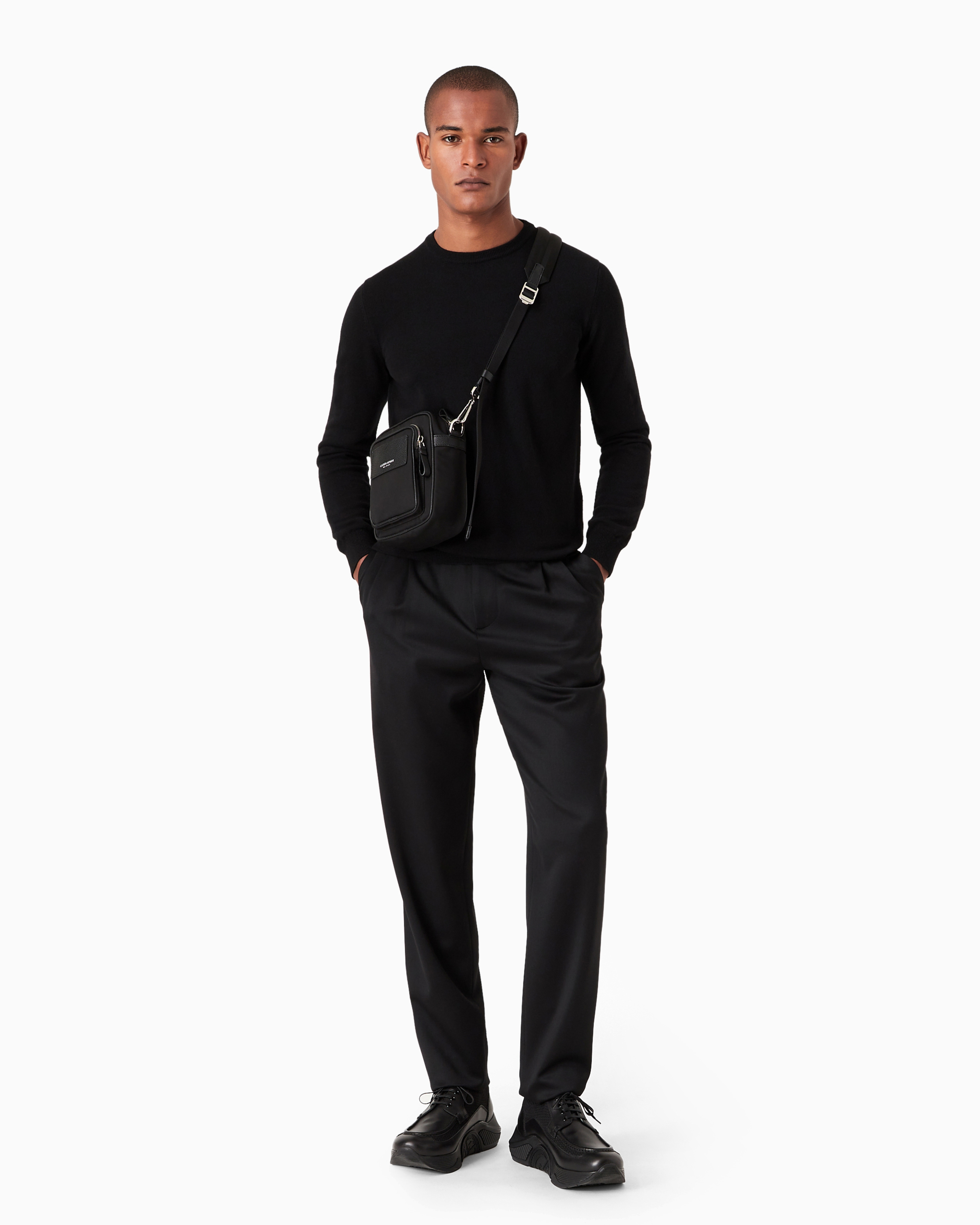 Giorgio Armani Official Store Pure Cashmere Crew-neck Jumper In Black