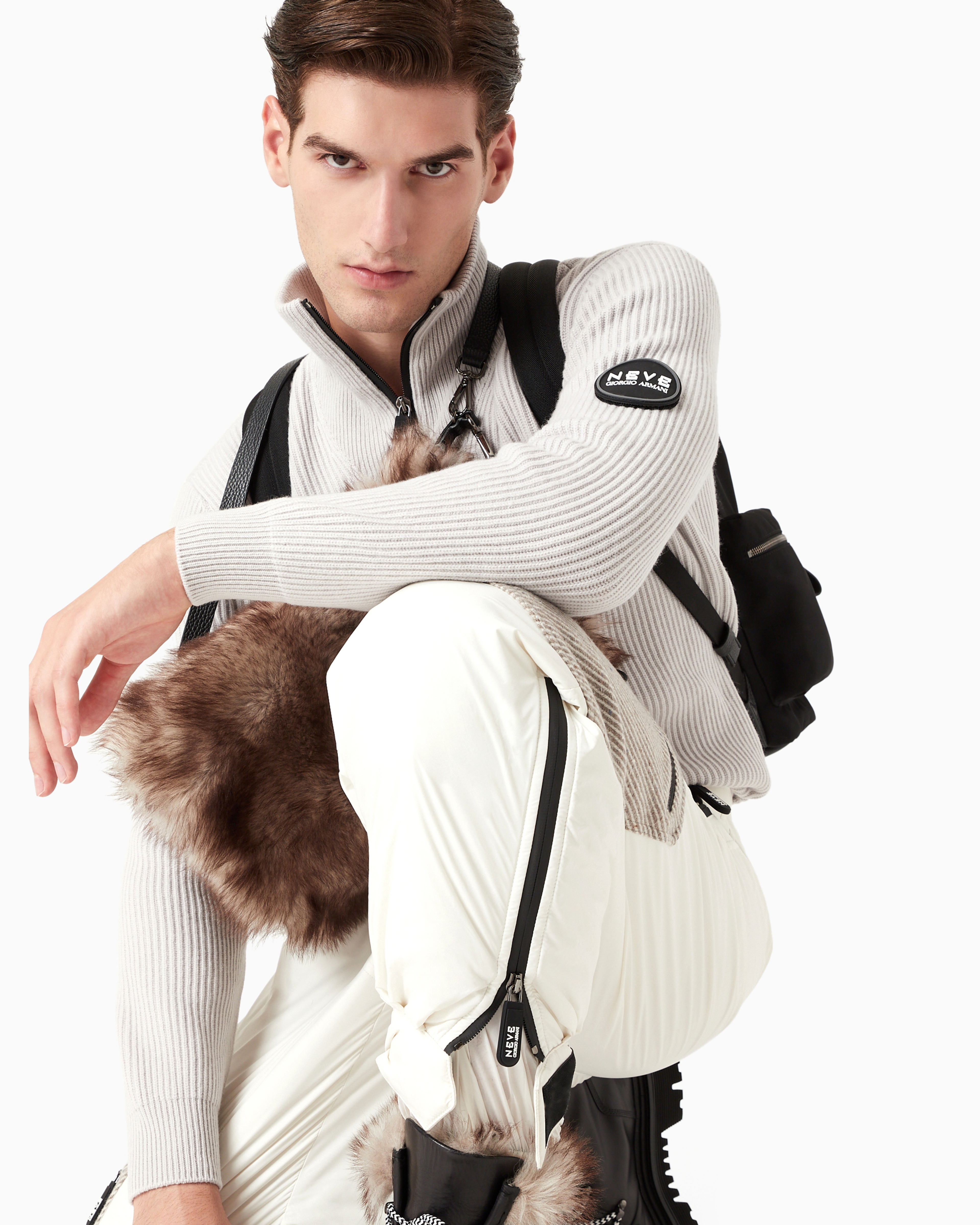 Giorgio Armani Neve Mock-neck Jumper In Wool And Cashmere In Grey