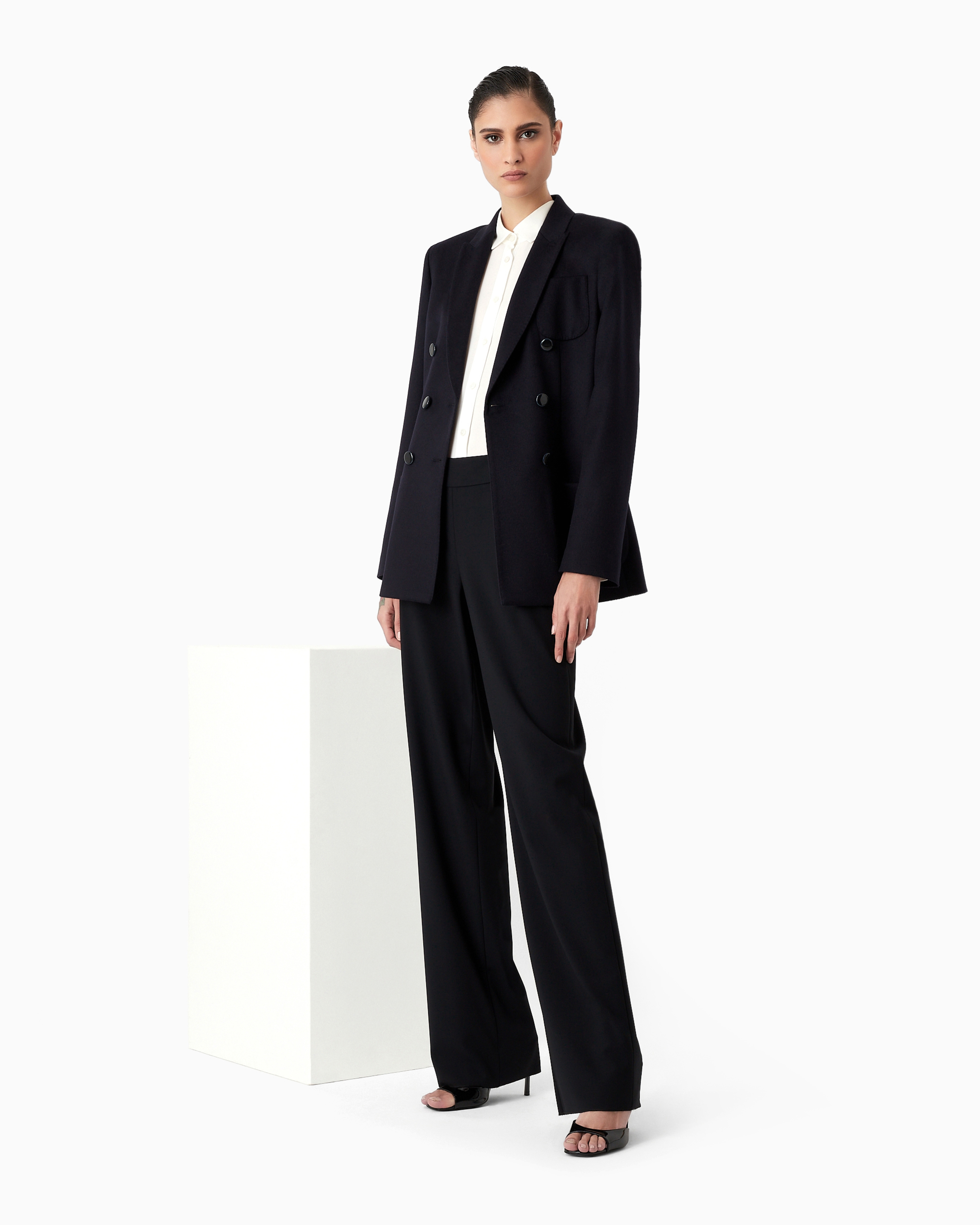 Giorgio Armani Official Store Double-breasted Jacket In Virgin Wool And Cashmere In Navy Blue