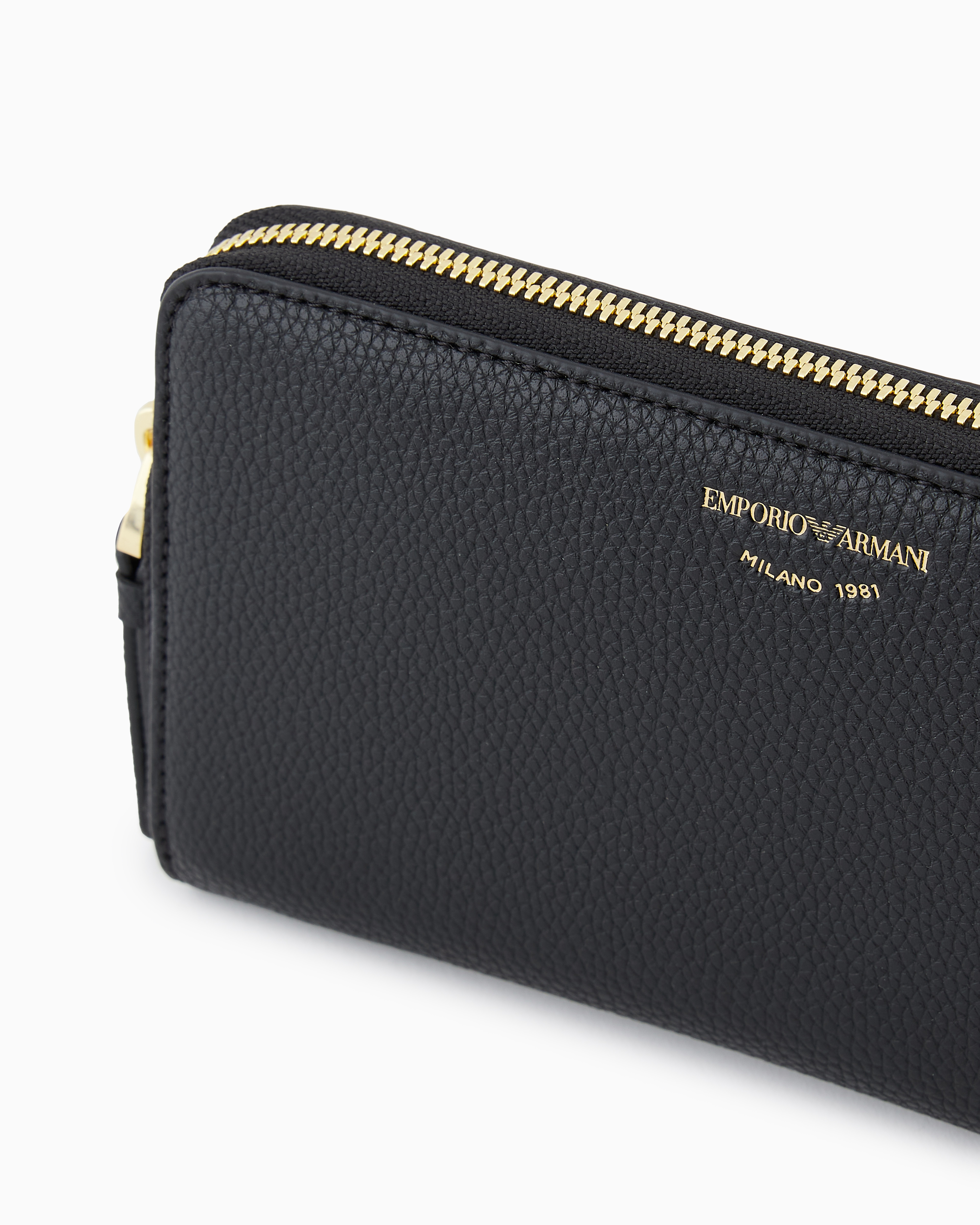 Emporio Armani Official Store Deer-print Myea Wallet With Wrap-around Zip In Noir