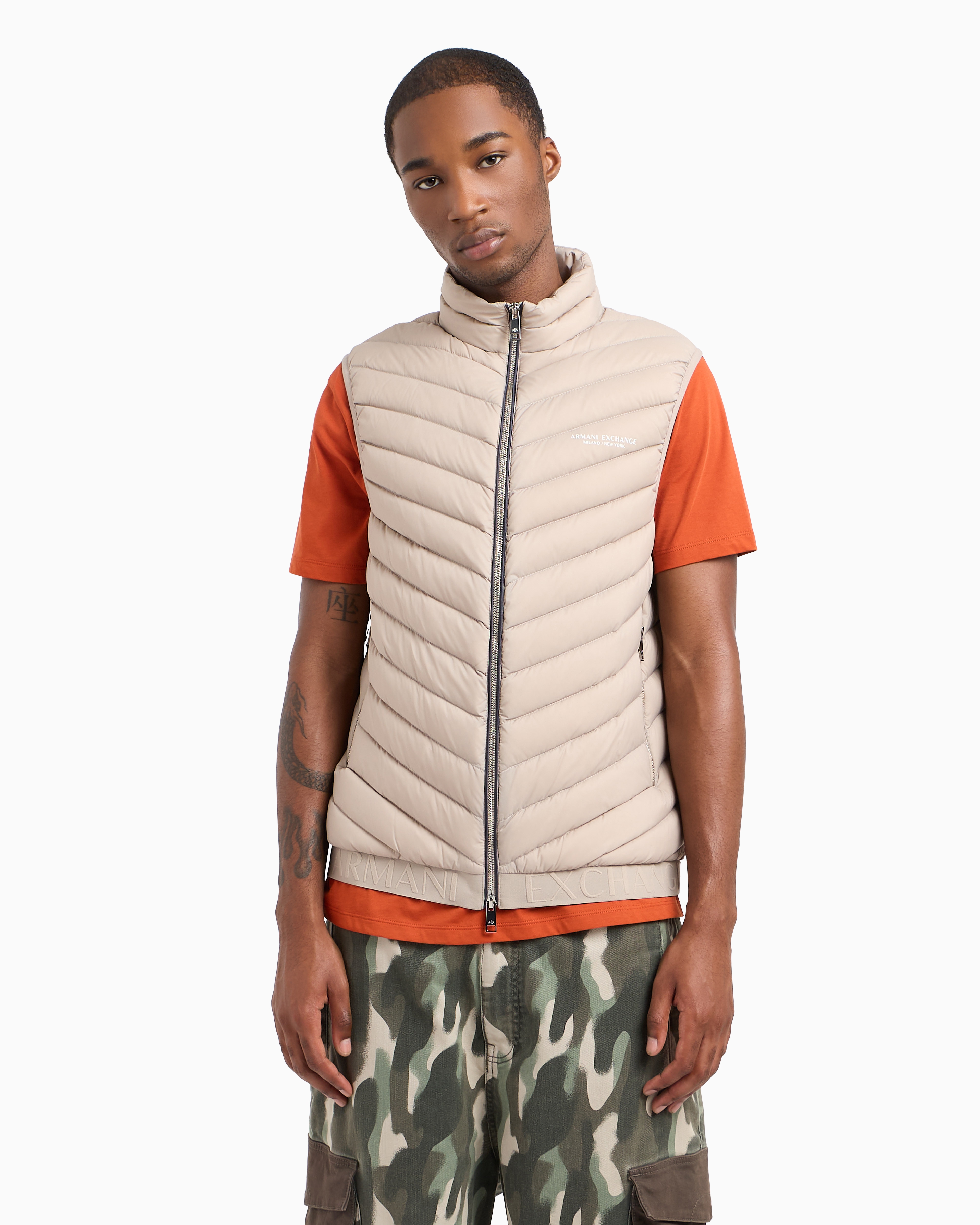 ARMANI EXCHANGE DOUBLE-FACE PADDED SLEEVELESS DOWN JACKET 