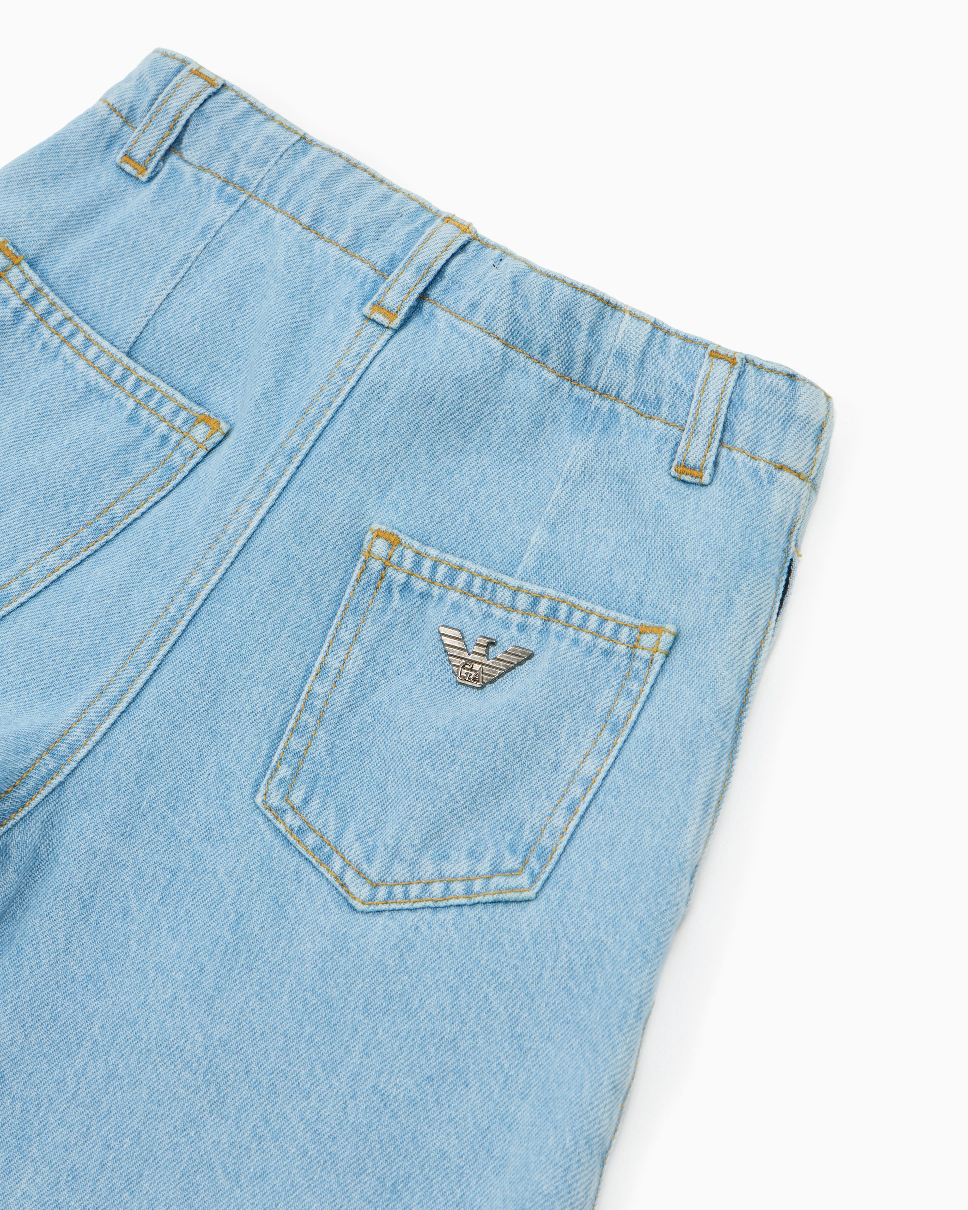 EG000210_AF13617_MB002_D_SS202
