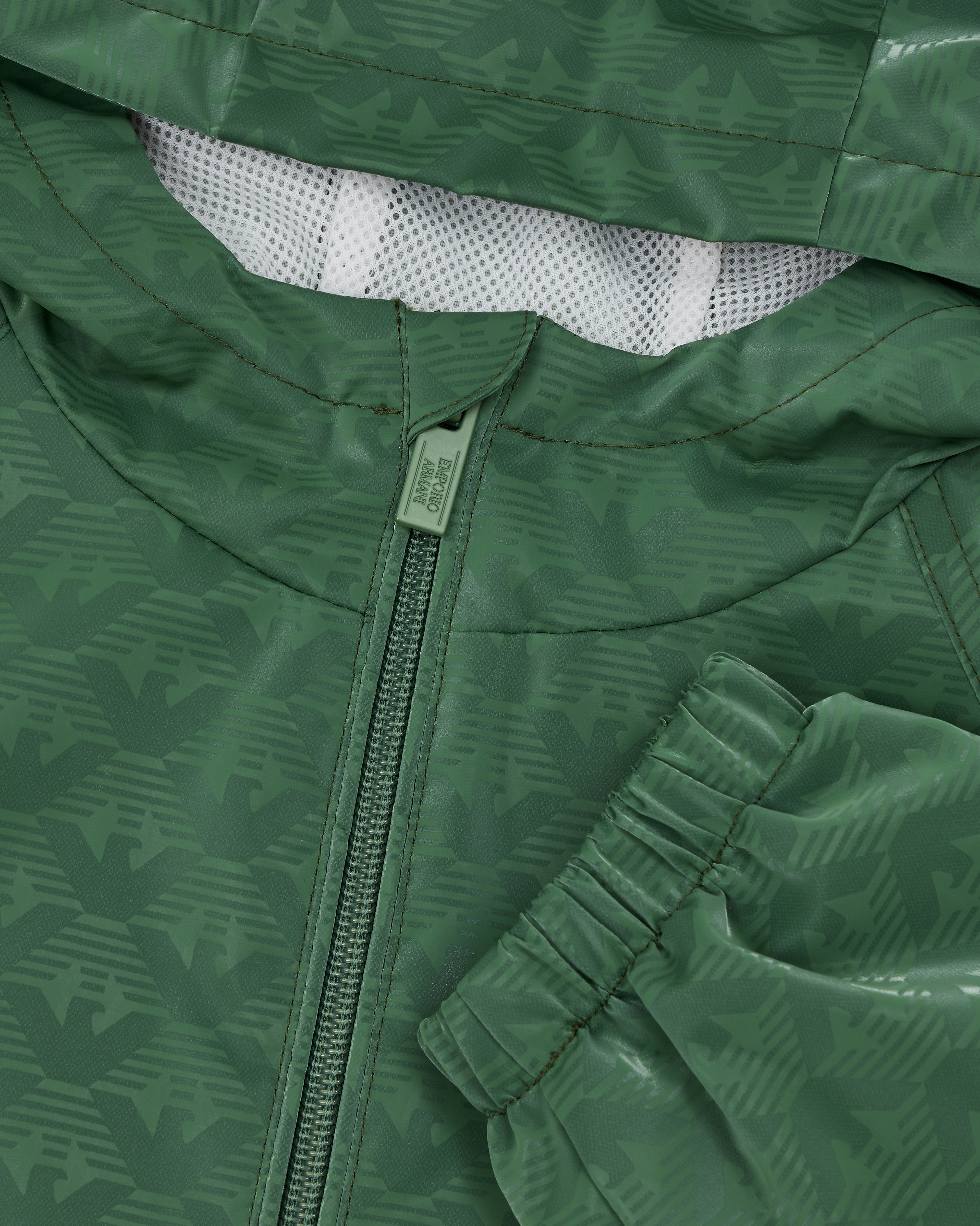 EMPORIO ARMANI ストレッチナイロンジャケット カーキ New York カプセルコレクション リバーシブルボンバージャケット