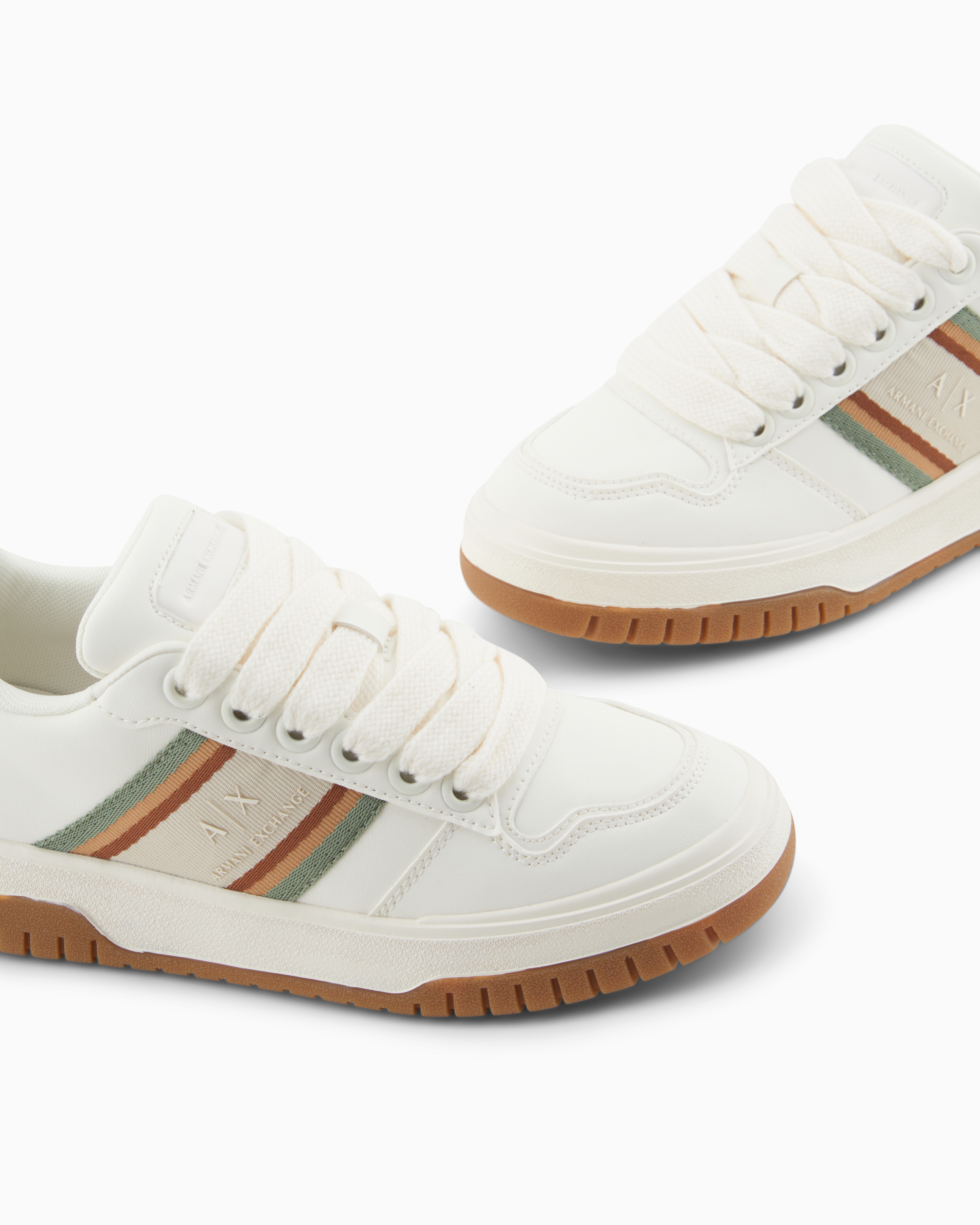 Armani Exchange Sneakers In White
