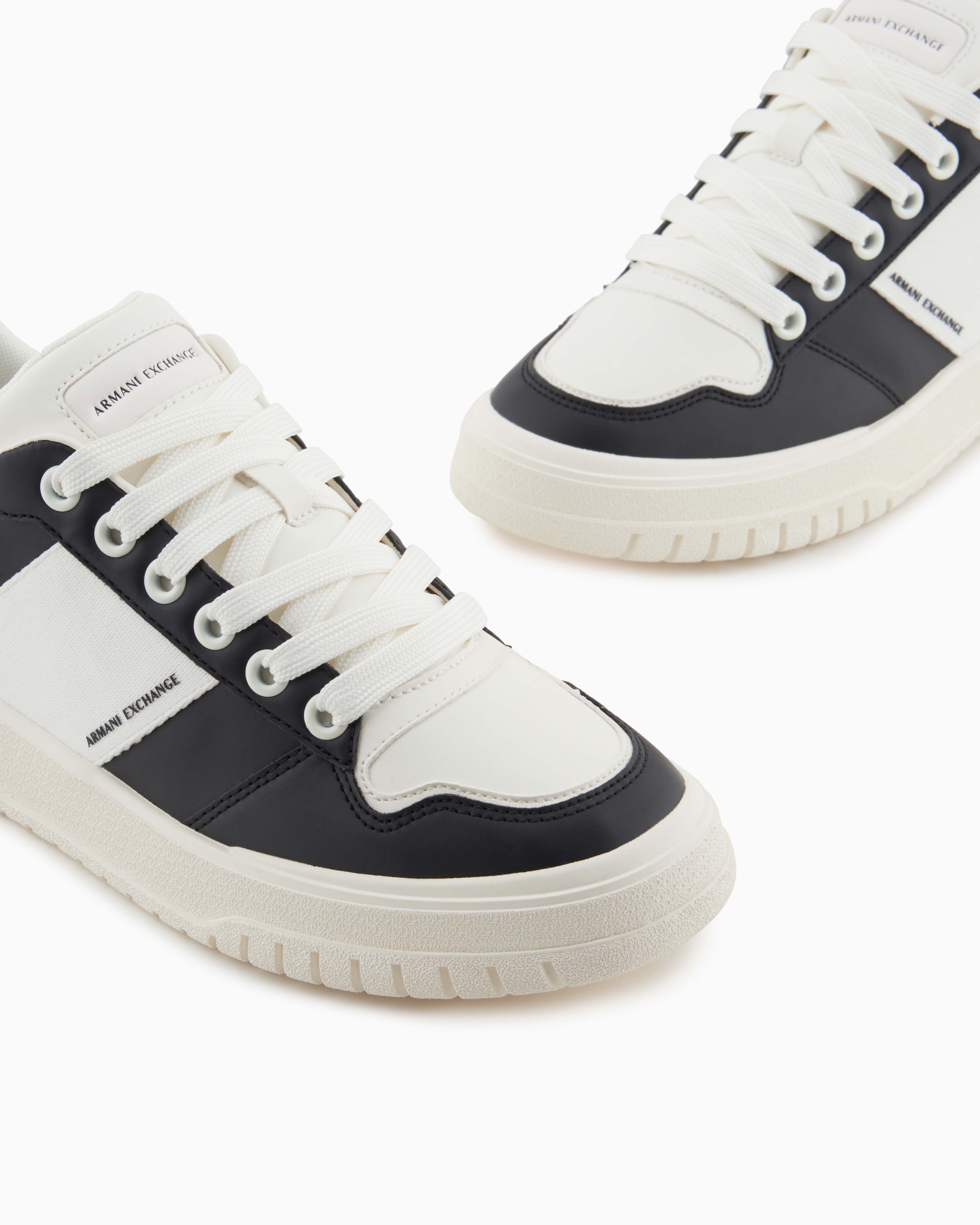 Armani Exchange - Sneakers with contrasting side band, Man, Black, Size: