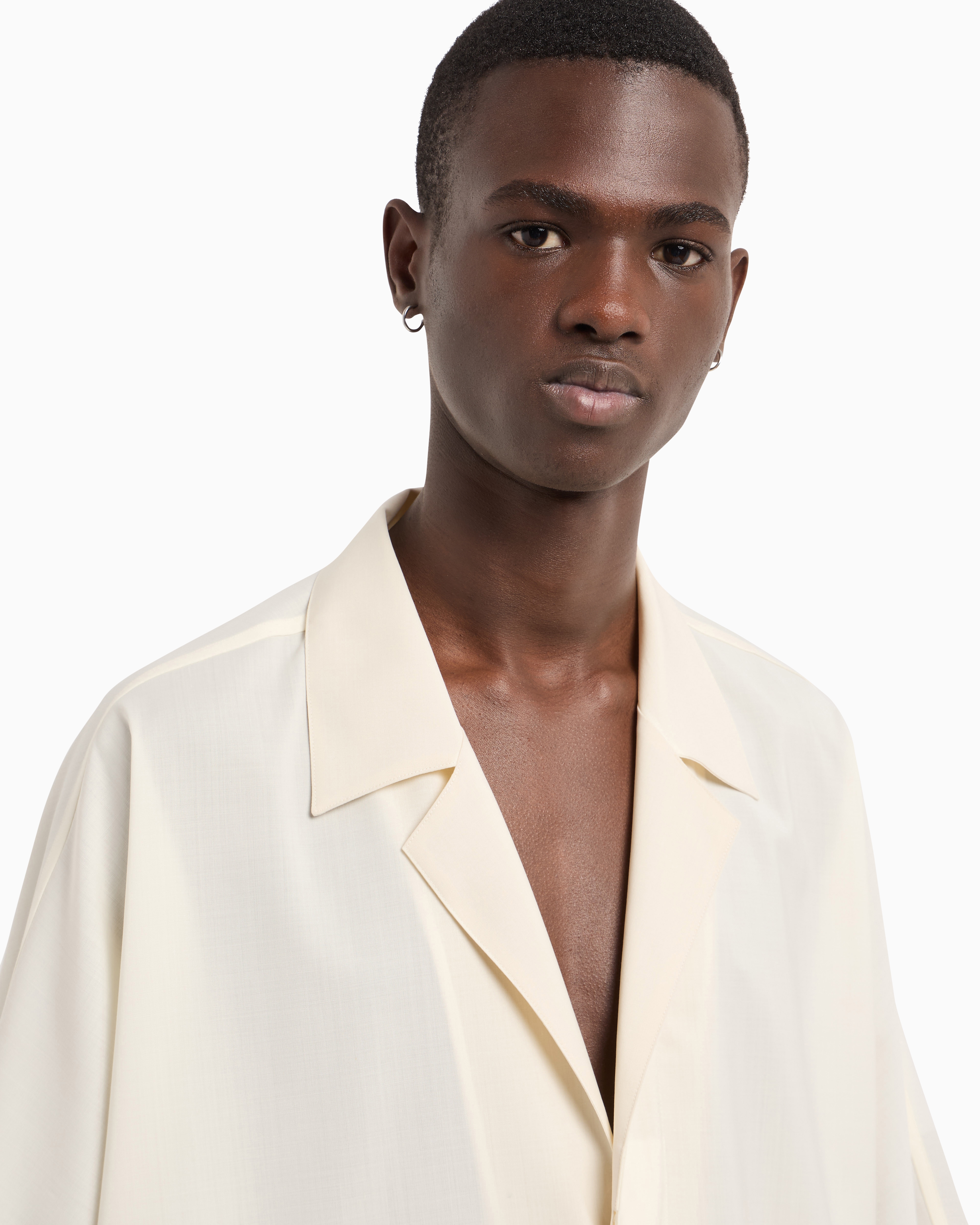 Emporio Armani Light Wool Short Sleeved Oversized Fit Button Up Shirt In Weiss