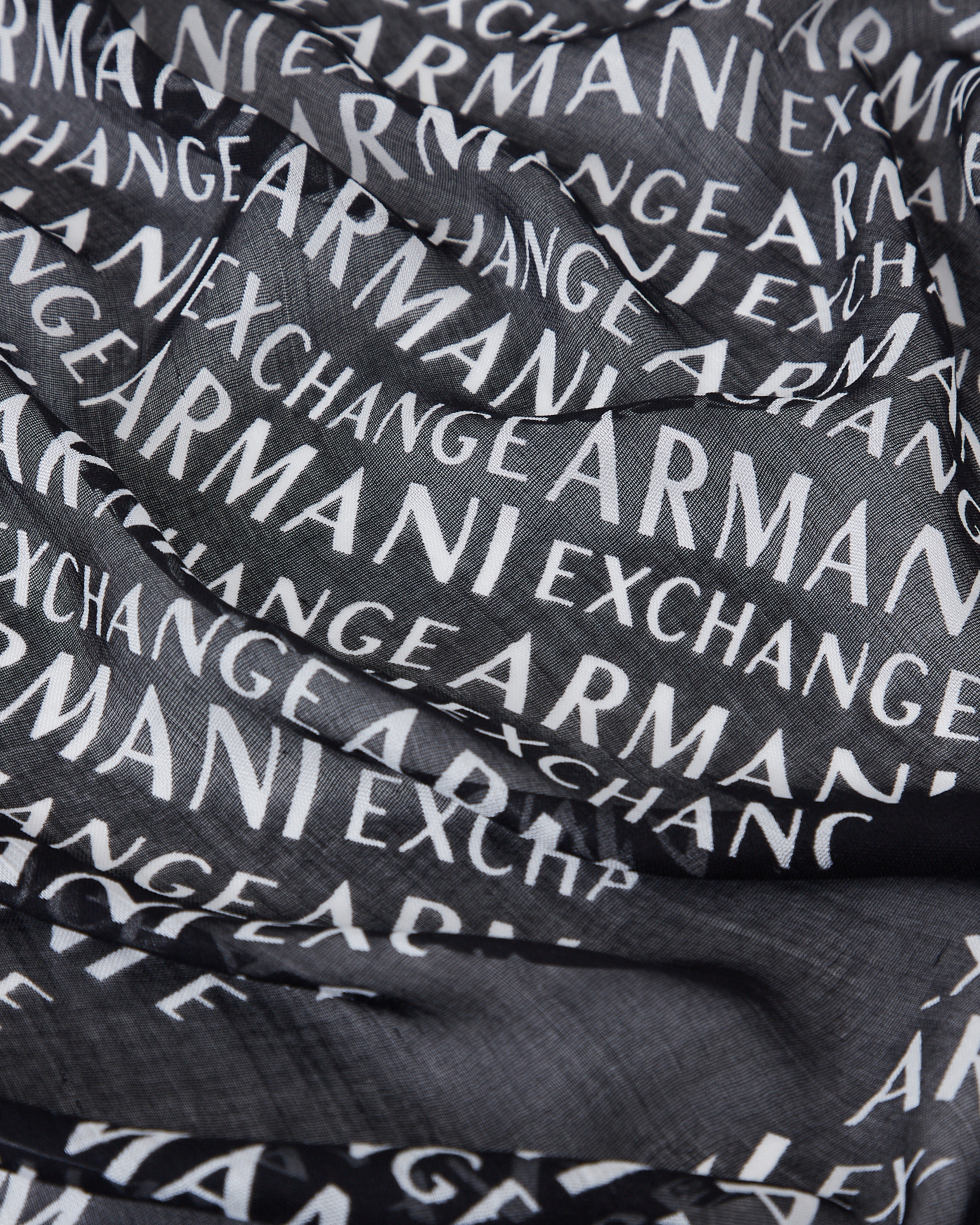 スカーフ ARMANI EXCHANGE Woman Scarf Black 9446214F305 00020 Armani Exchange Woman Accessories Scarves | Armani Exchange