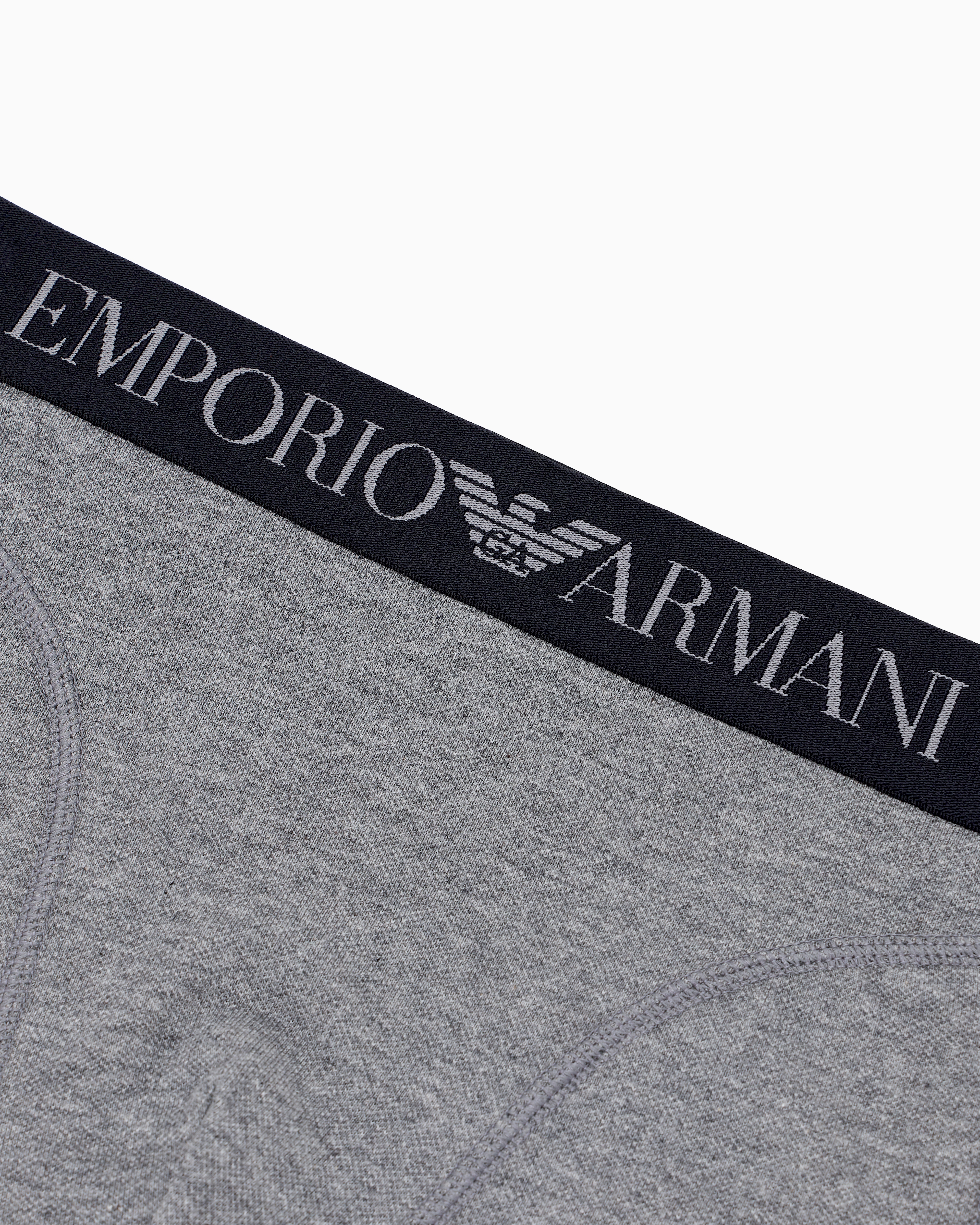 Shop Emporio Armani Eng Anliegende Boxershorts Aus Pikee-stretch Mit Logobund In Grau