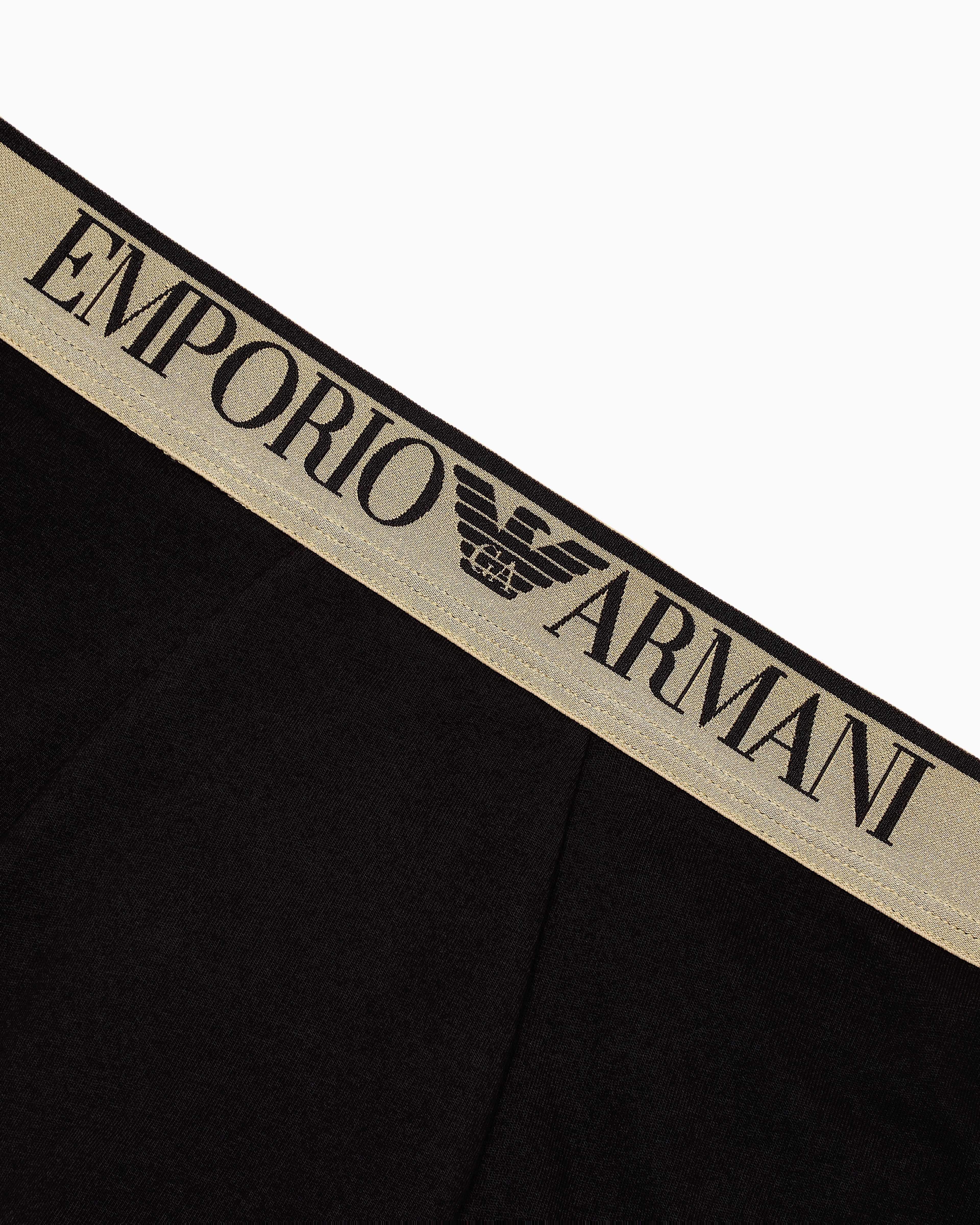 Shop Emporio Armani Asv Eng Anliegende Boxershorts Aus Bio-baumwolle Mit Glänzendem Logoband In Schwarz