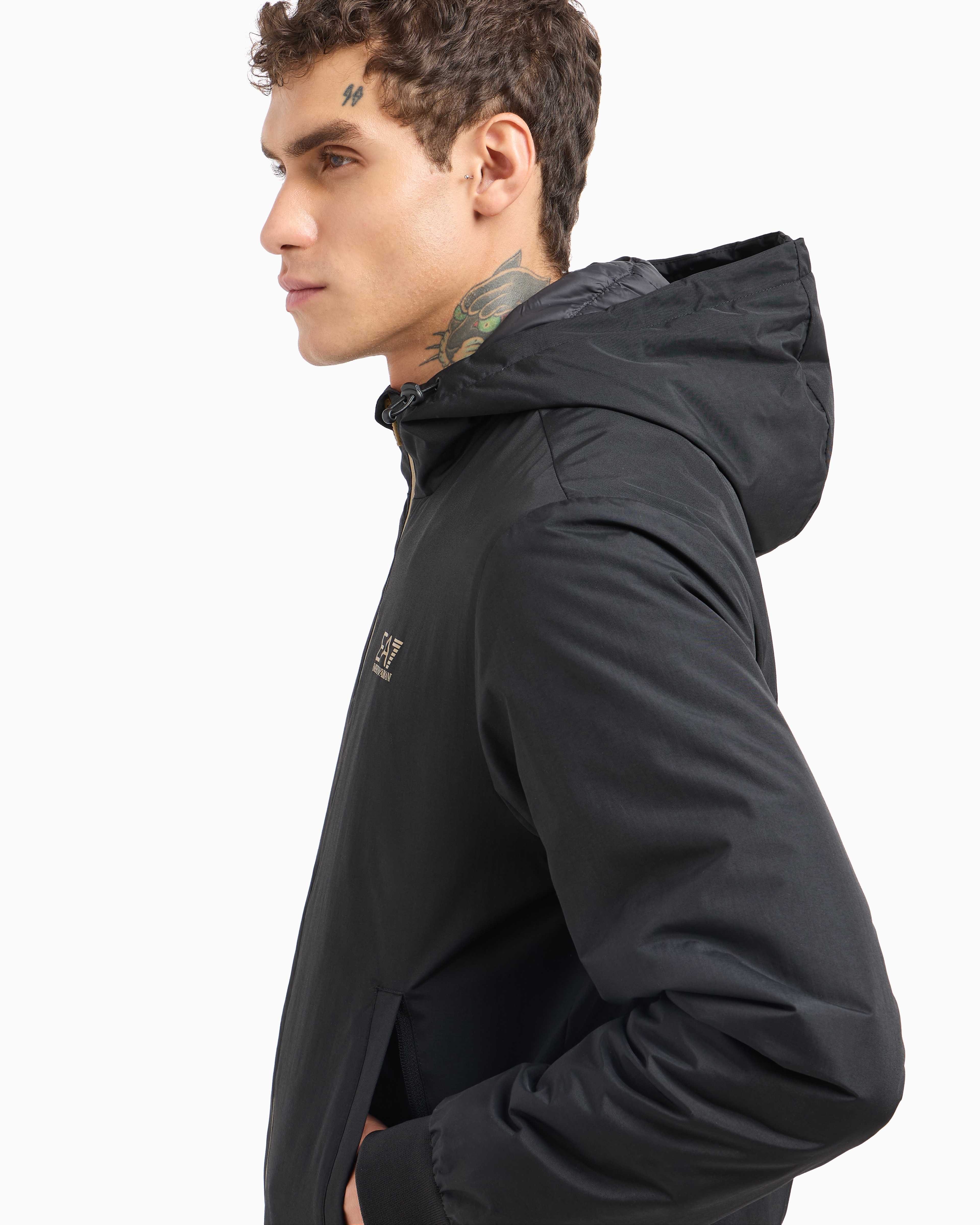 Ea7 Official Store Core Identity Bomberjacke Mit Kapuze Aus Funktionsgewebe In Schwarz