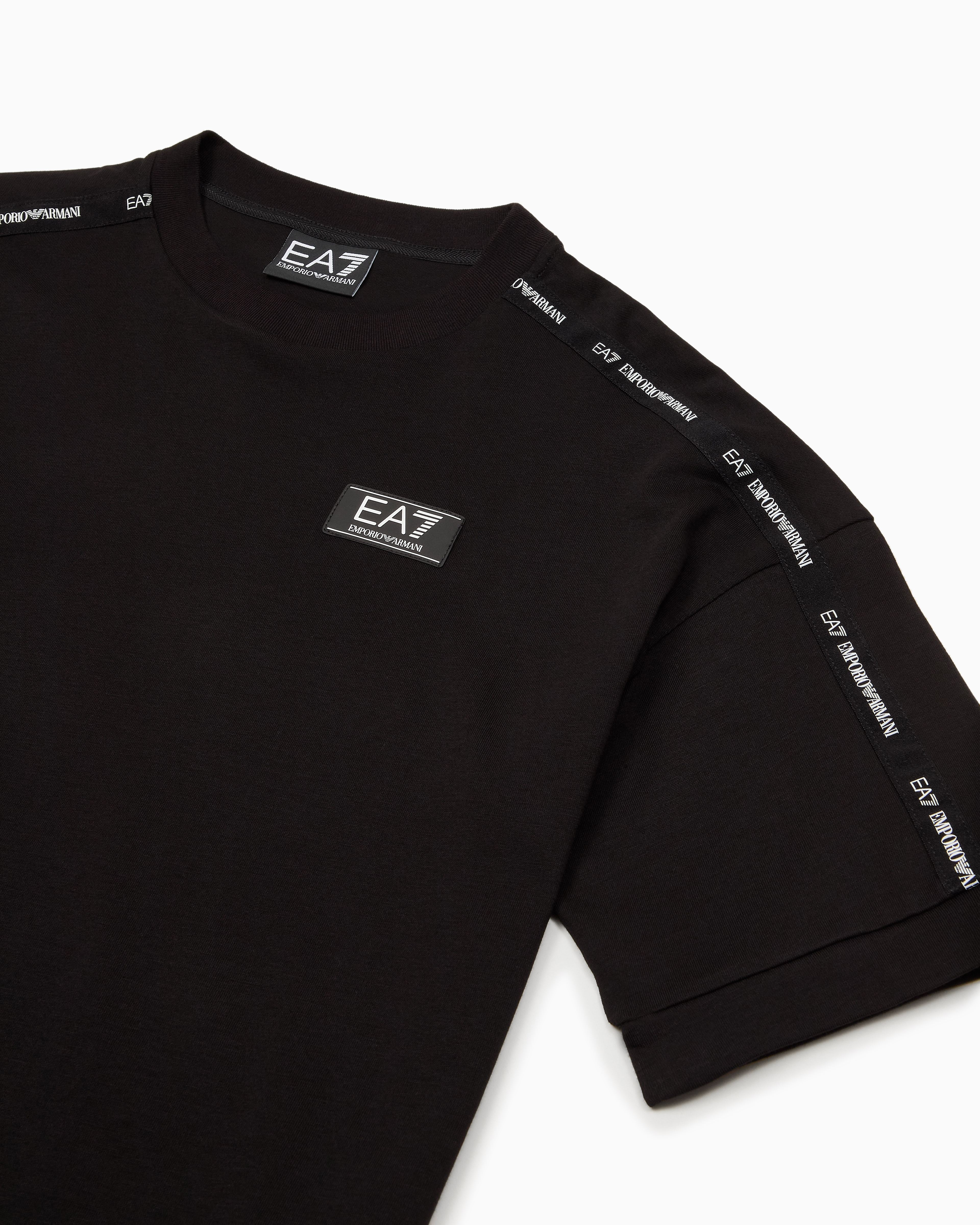 Ea7 Logo Series Boy Cotton Crew-neck T-shirt In Black
