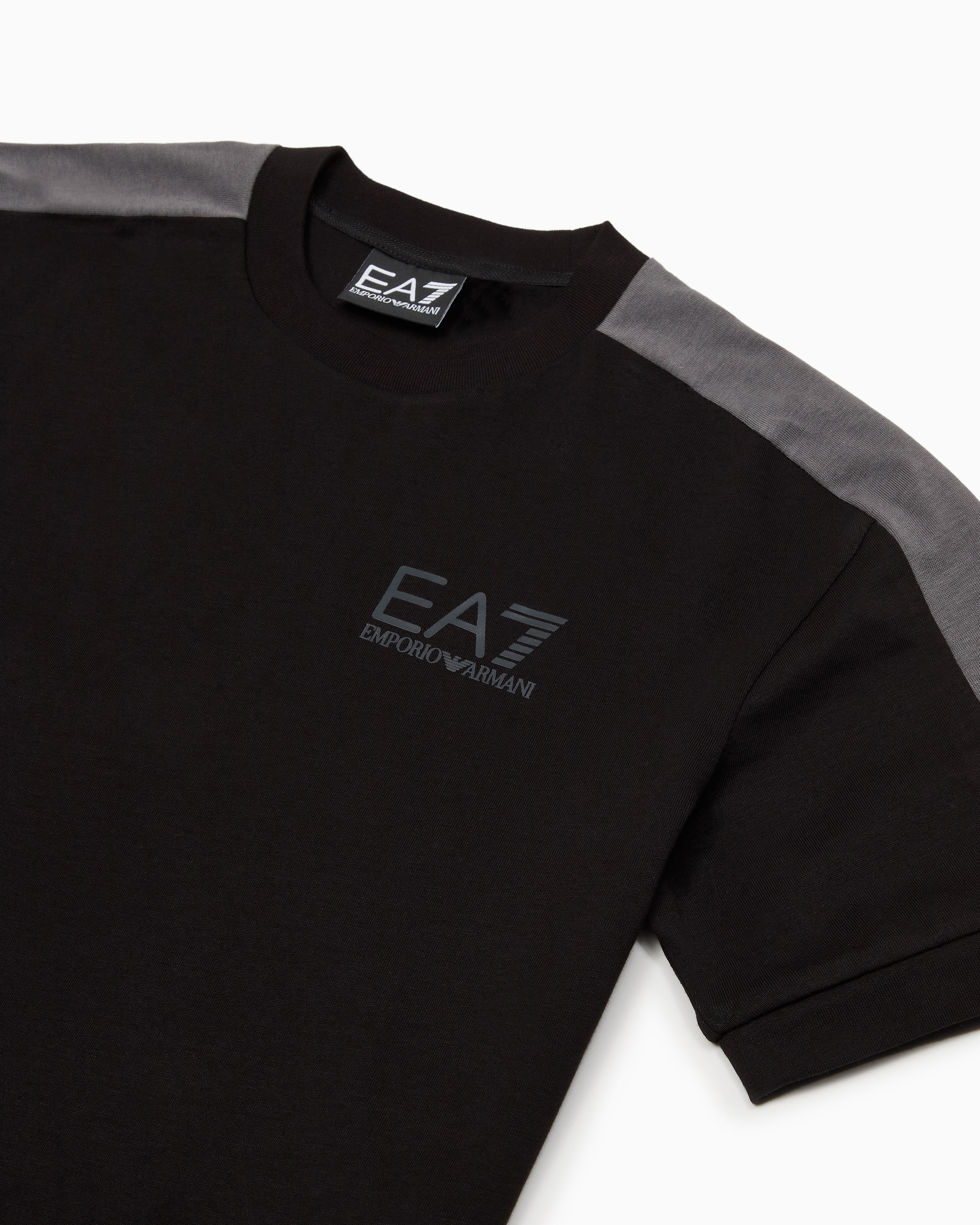 Ea7 Athletic Colour Block Boy Cotton Crew-neck T-shirt In Black