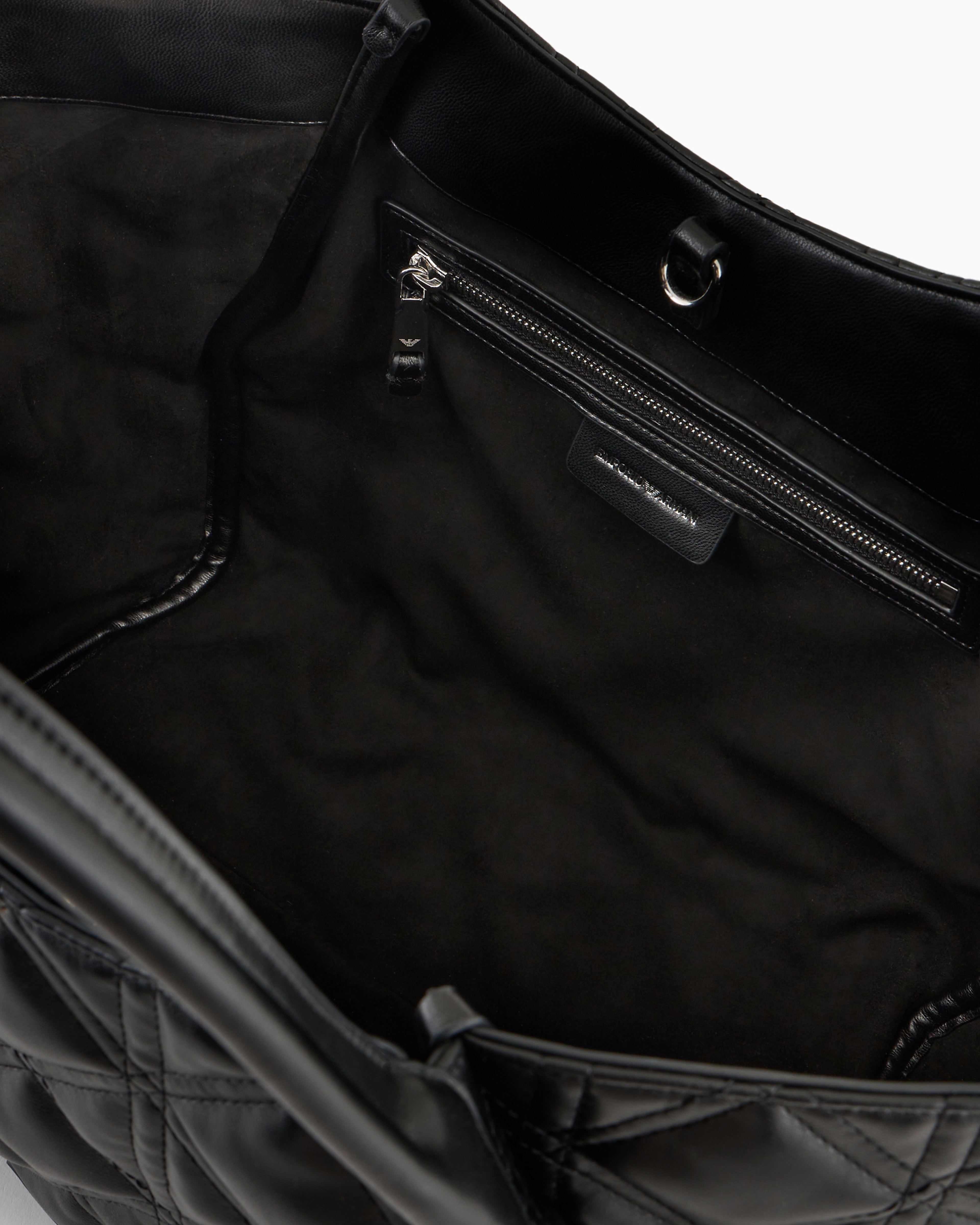 Emporio Armani Quilted Nappa Leather-effect Shopper Bag In Noir À Logo