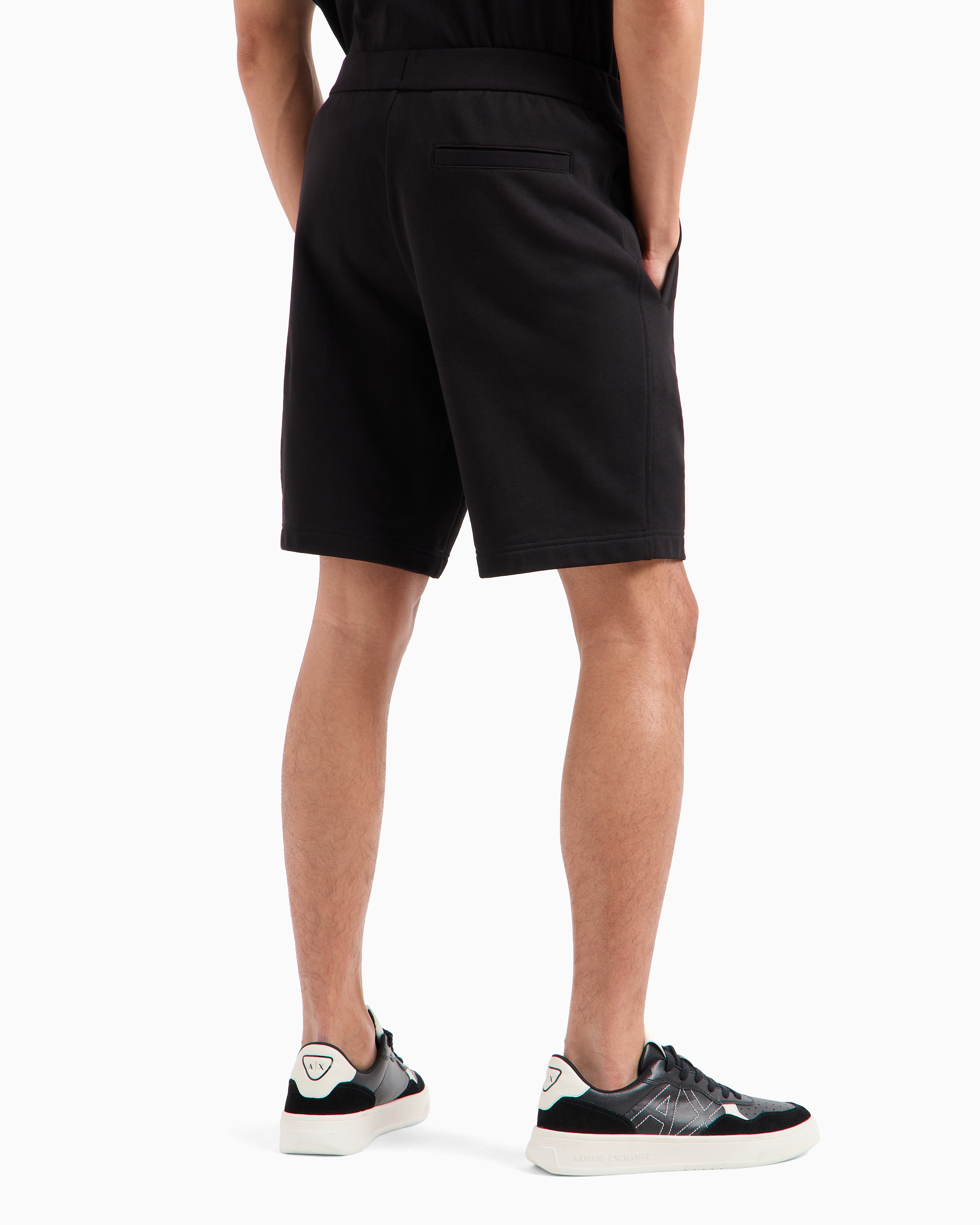 Trousers in flowing fabric