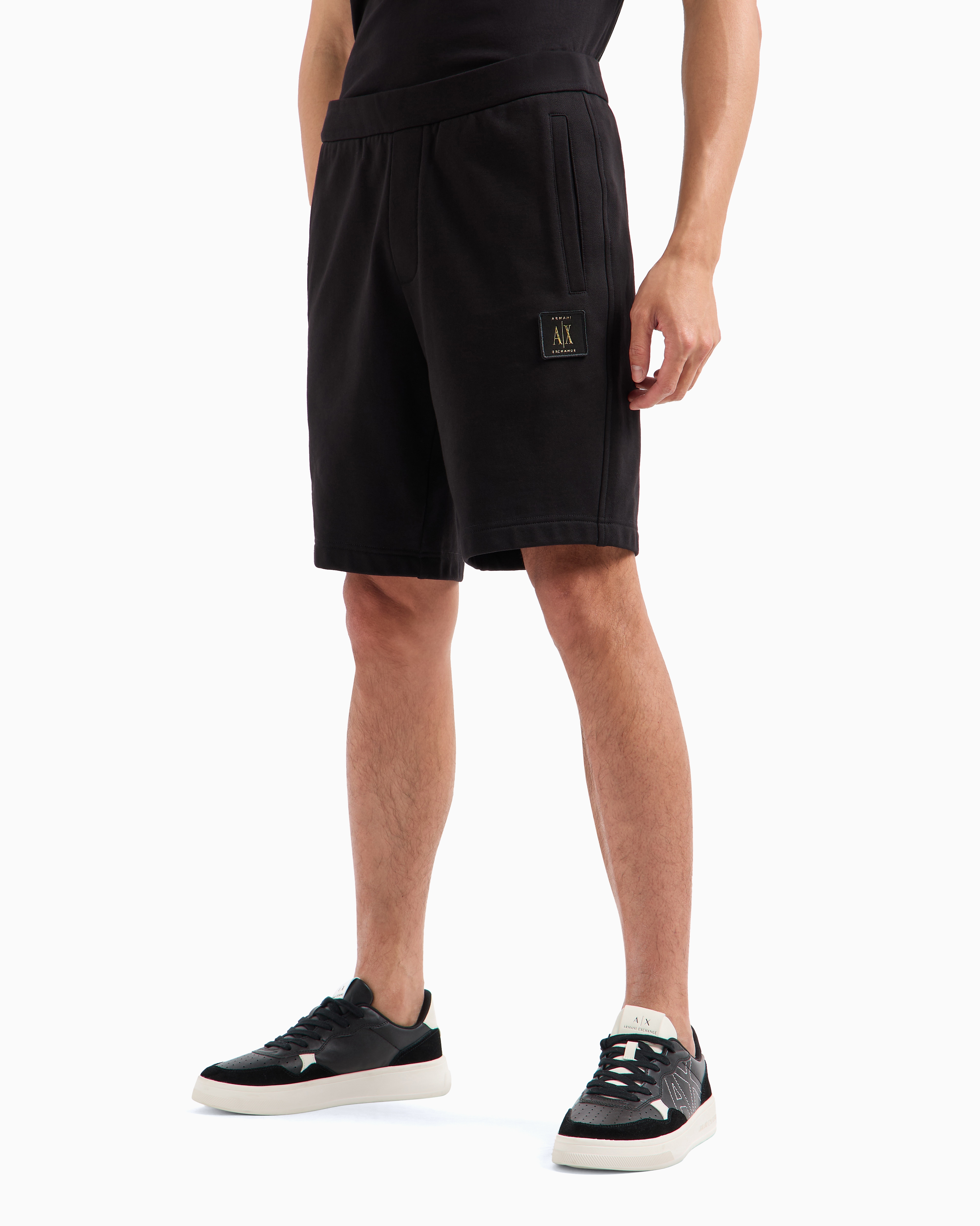 Trousers in flowing fabric