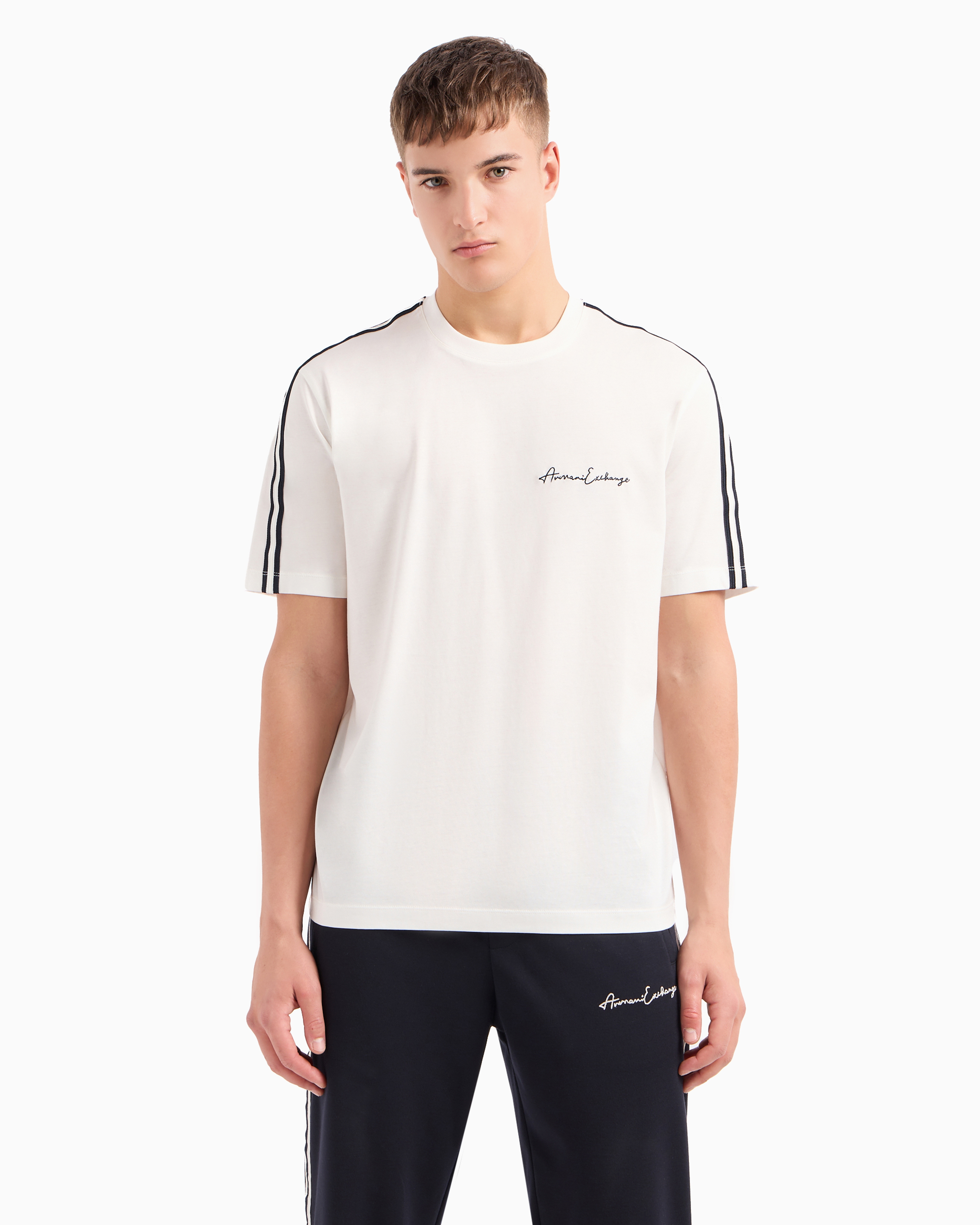 Armani Exchange Official Store Signature Logo Crew Neck T-shirt In White