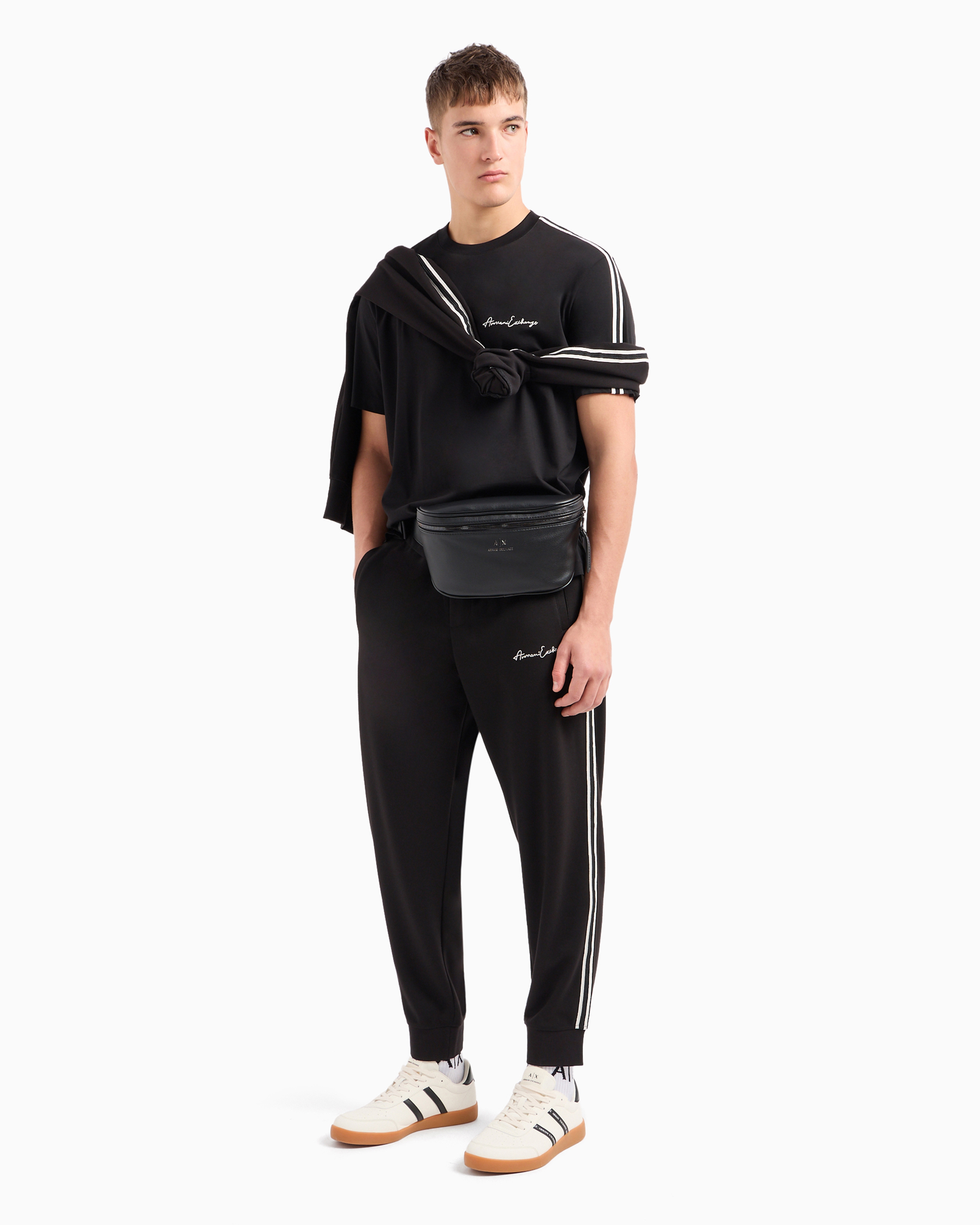 Armani Exchange Official Store Signature Logo Crew Neck T-shirt In Black