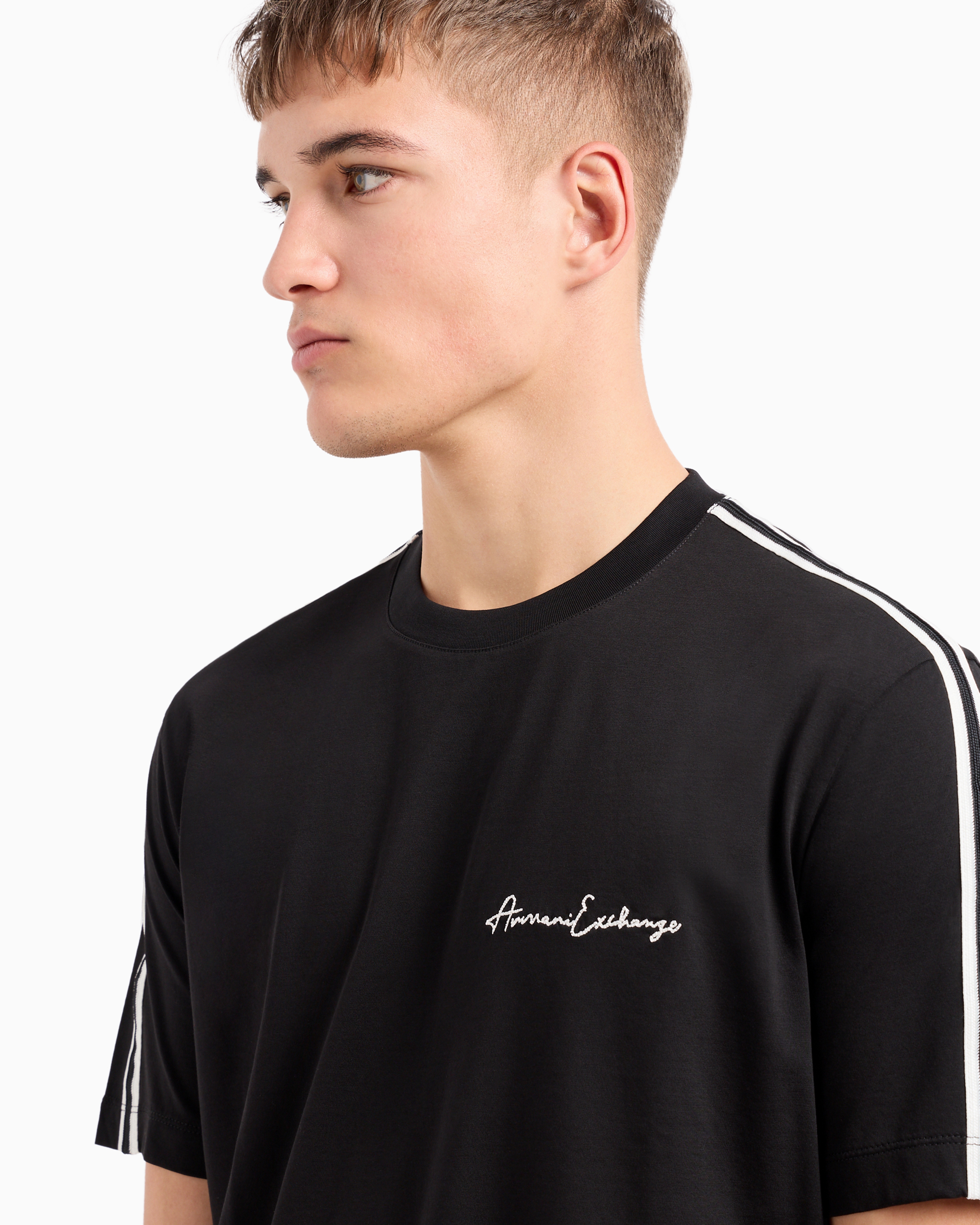 Armani Exchange Official Store Signature Logo Crew Neck T-shirt In Black