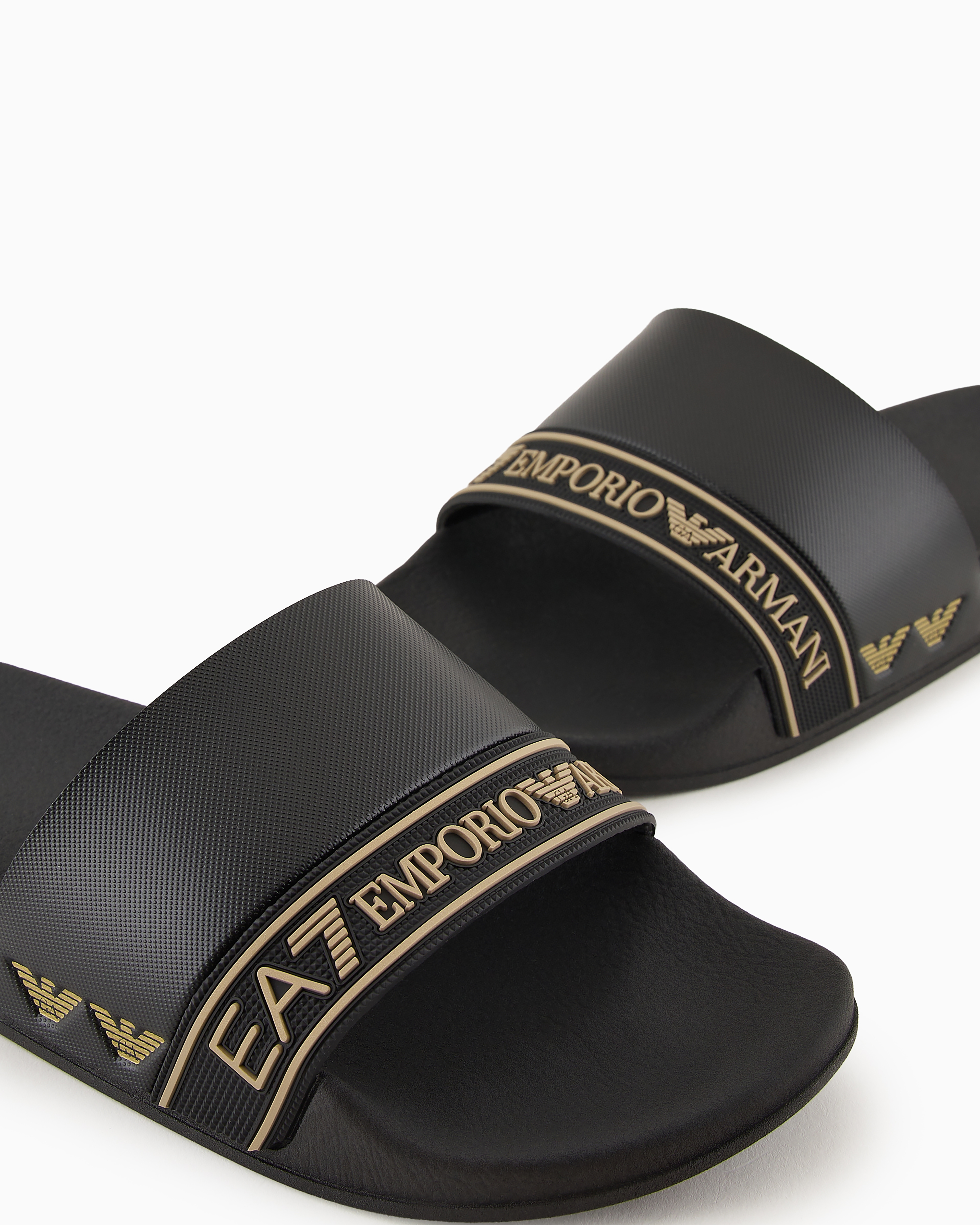 Slides with EA7 logo | EA7