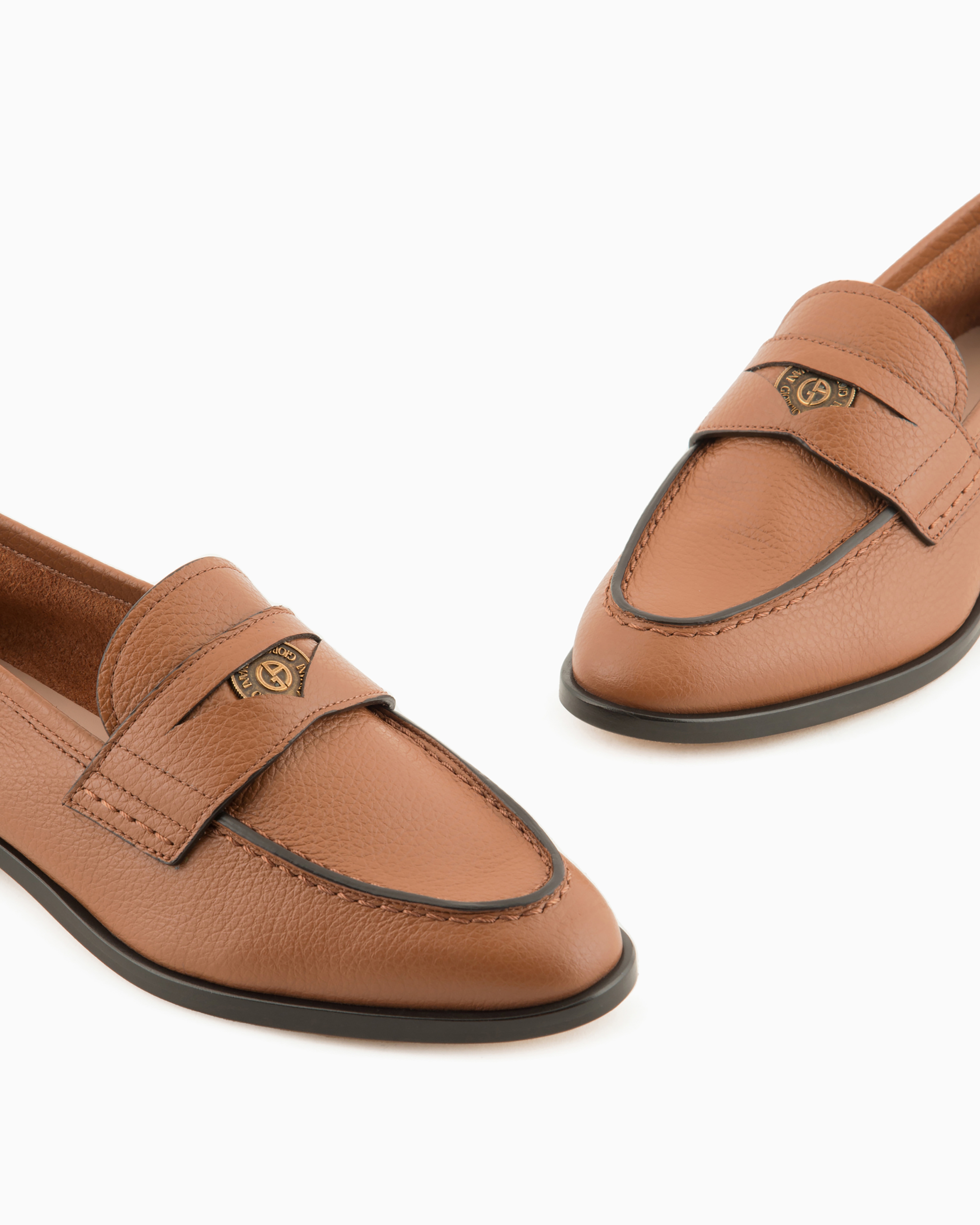 Giorgio Armani Official Store Deerskin Loafers In Buff