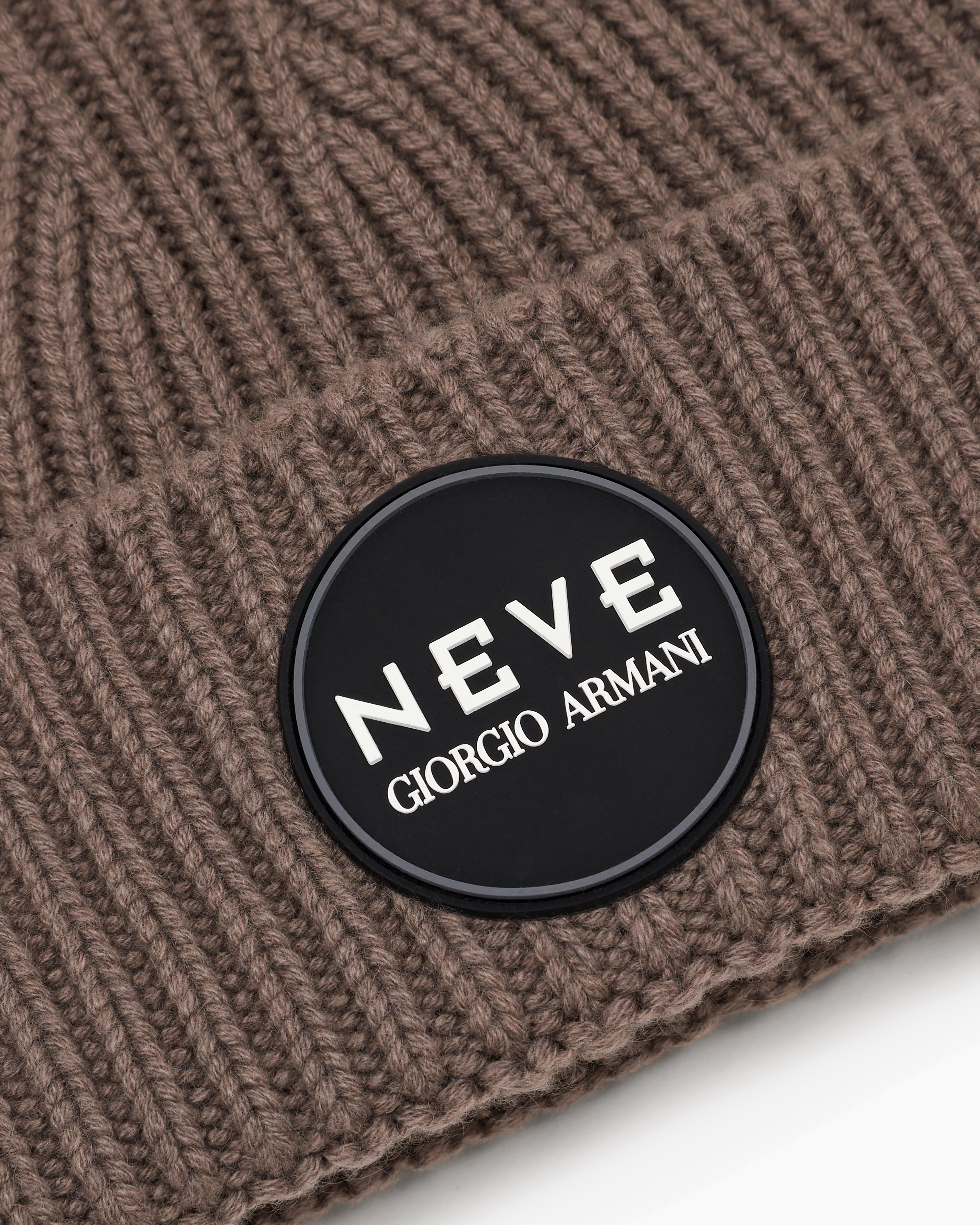 Giorgio Armani Official Store Neve Cashmere Beanie In Dove Grey