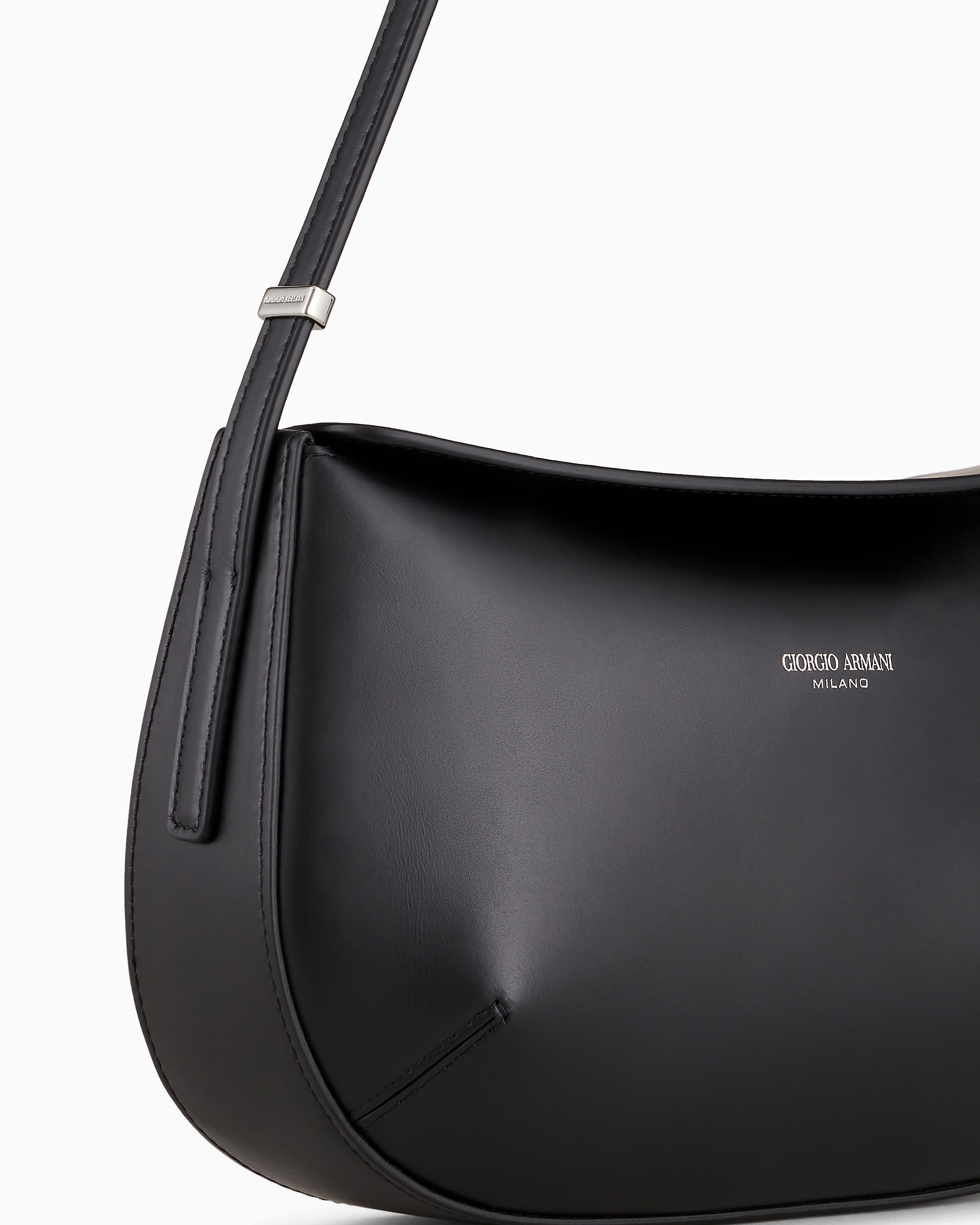 Giorgio Armani Official Store La Prima Baguette In Smooth Calfskin In Black