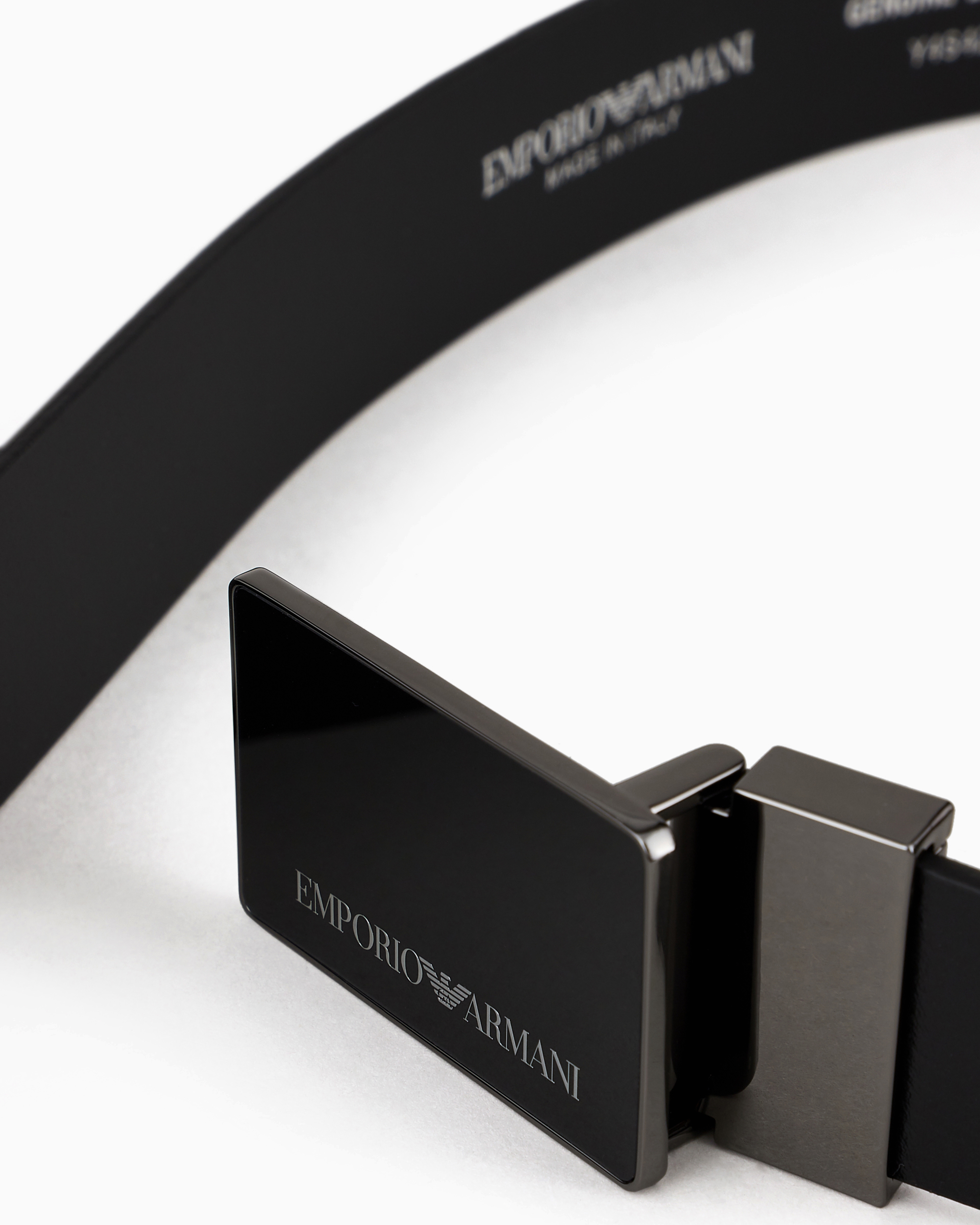 EMPORIO ARMANI PEBBLED LEATHER BELT WITH PLATE 