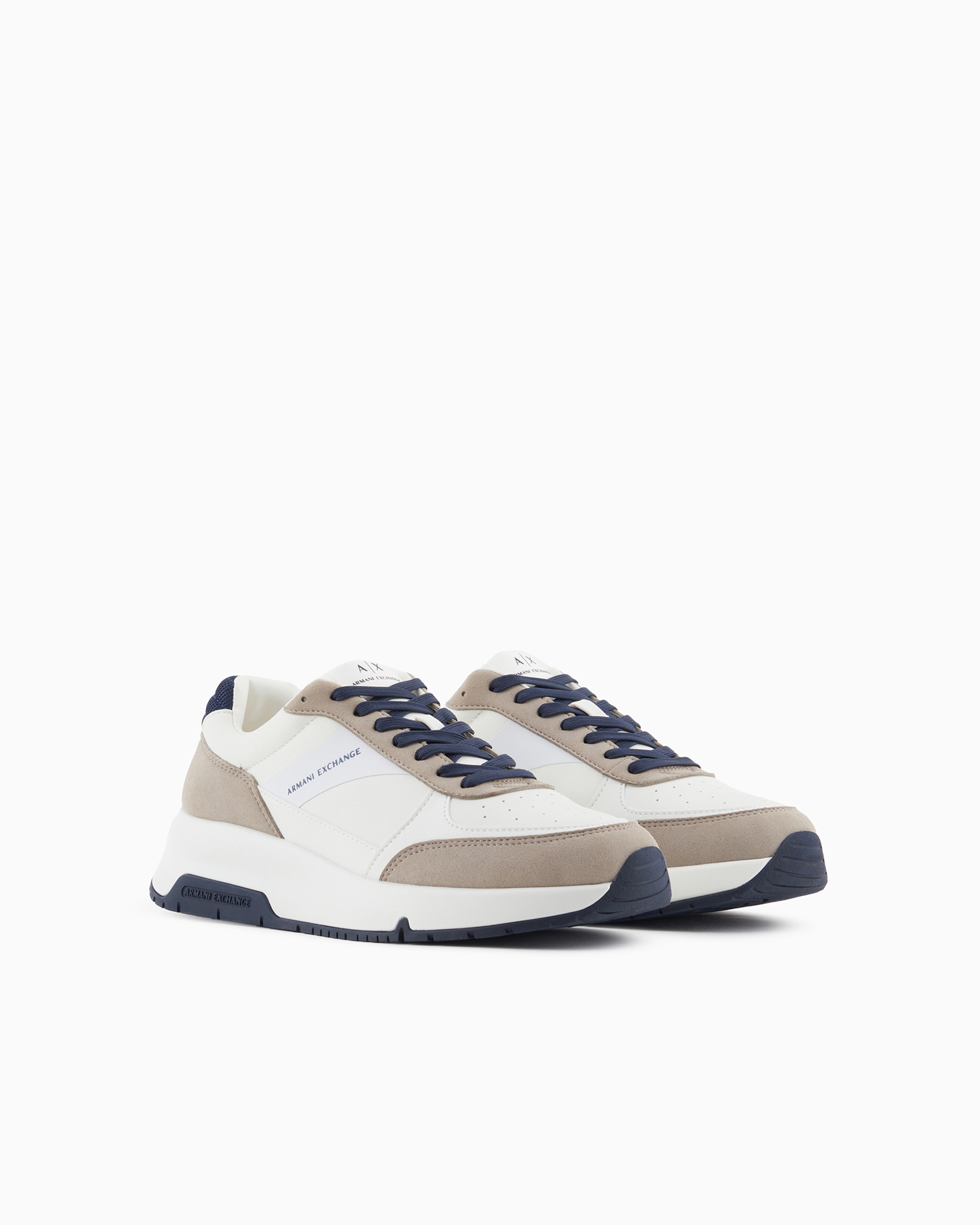 ARMANI EXCHANGE SNEAKERS WITH CONTRASTING DETAILS AND LOGO 