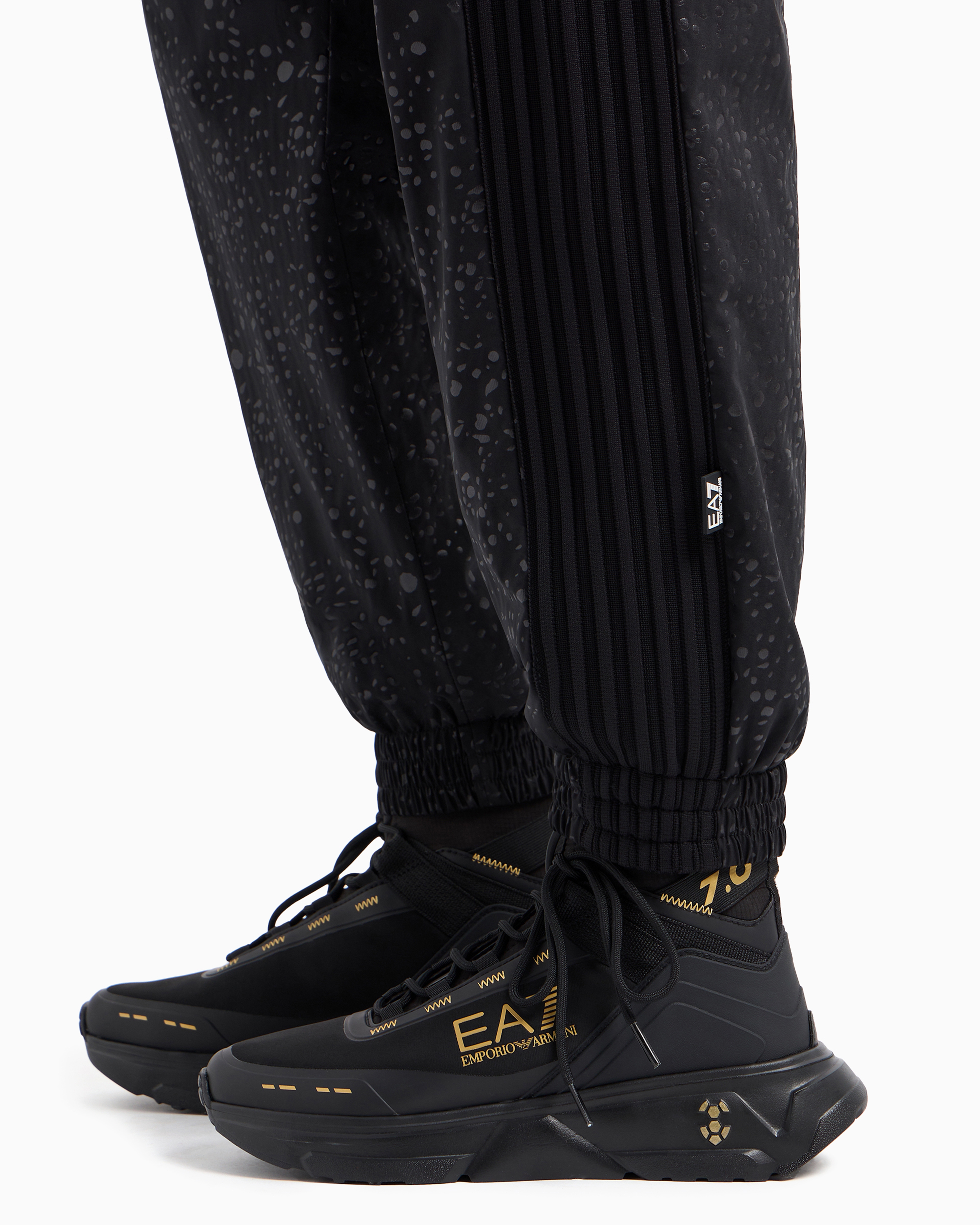Ea7 7.0 Joggers In Printed Technical Fabric In Black