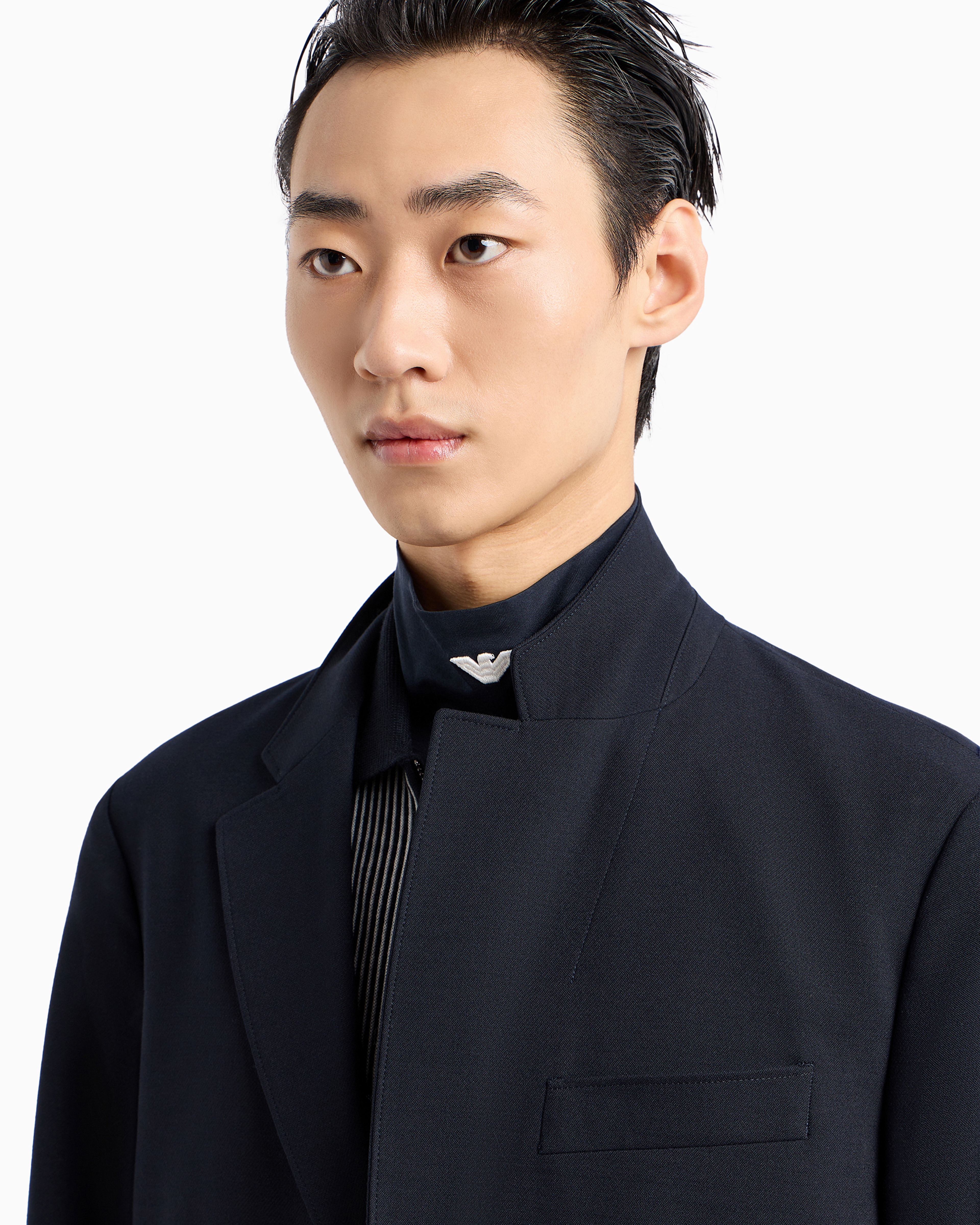 Emporio Armani Official Store Single-breasted Blazer In A Virgin Wool Blend In Navy Blue