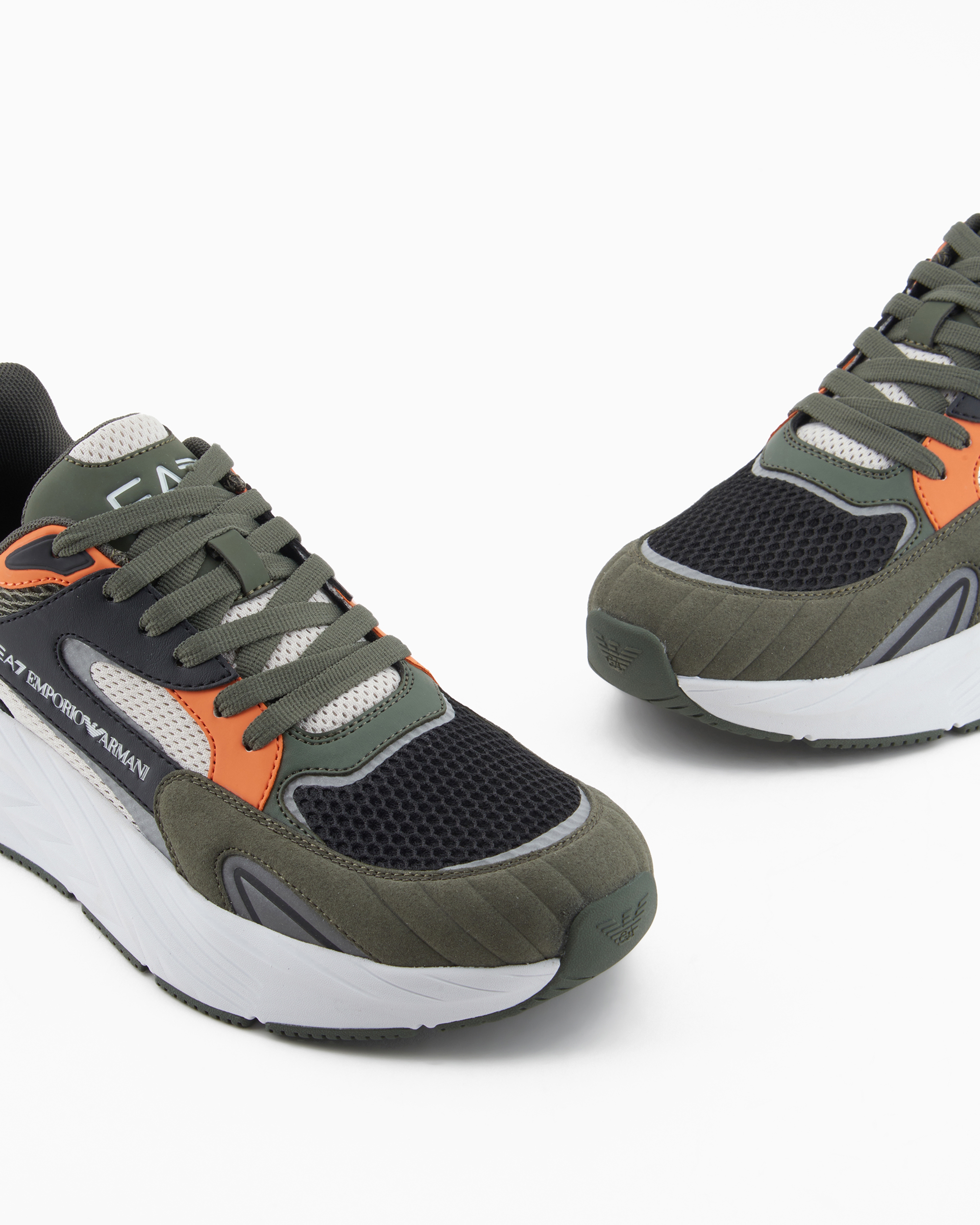 Ea7 Official Store Sneakers Crusher Sonic Mix In Vert Militaire