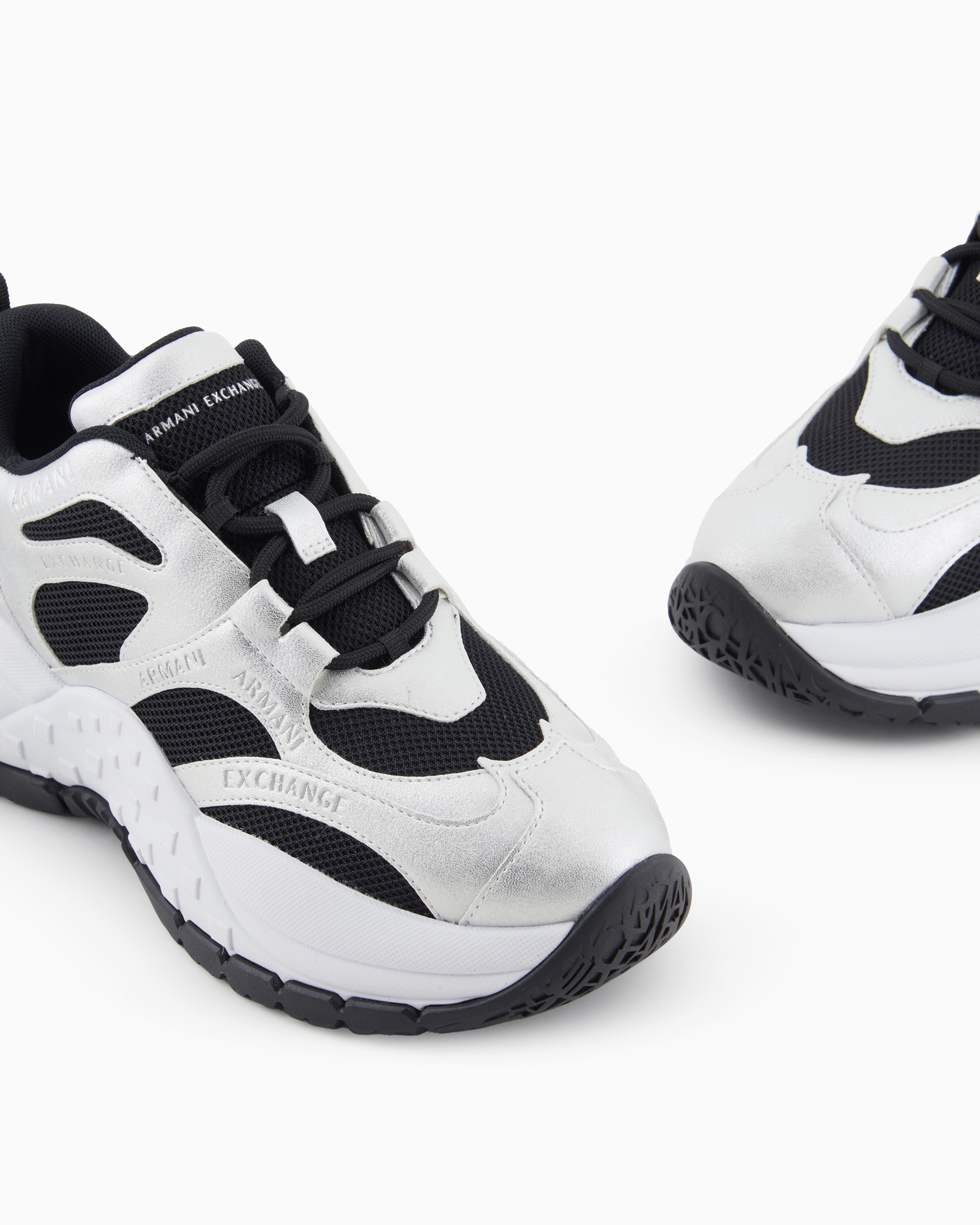 アンビ ARMANI EXCHANGE XUX090 MENS SNEAKERS LACE UP BLACK WHITE