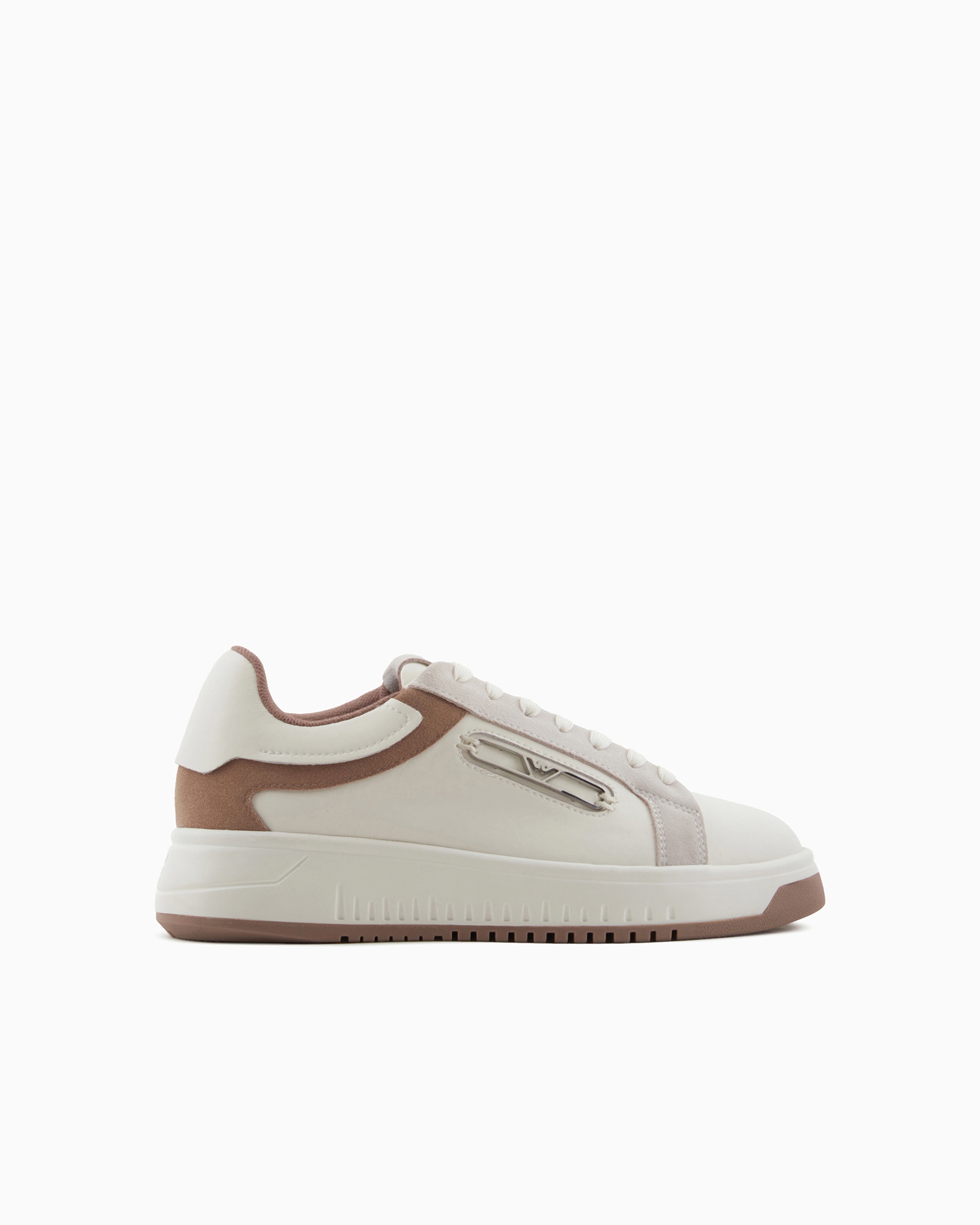 Emporio Armani Official Store Sneakers En Cuir Avec Plaque Aigle In White