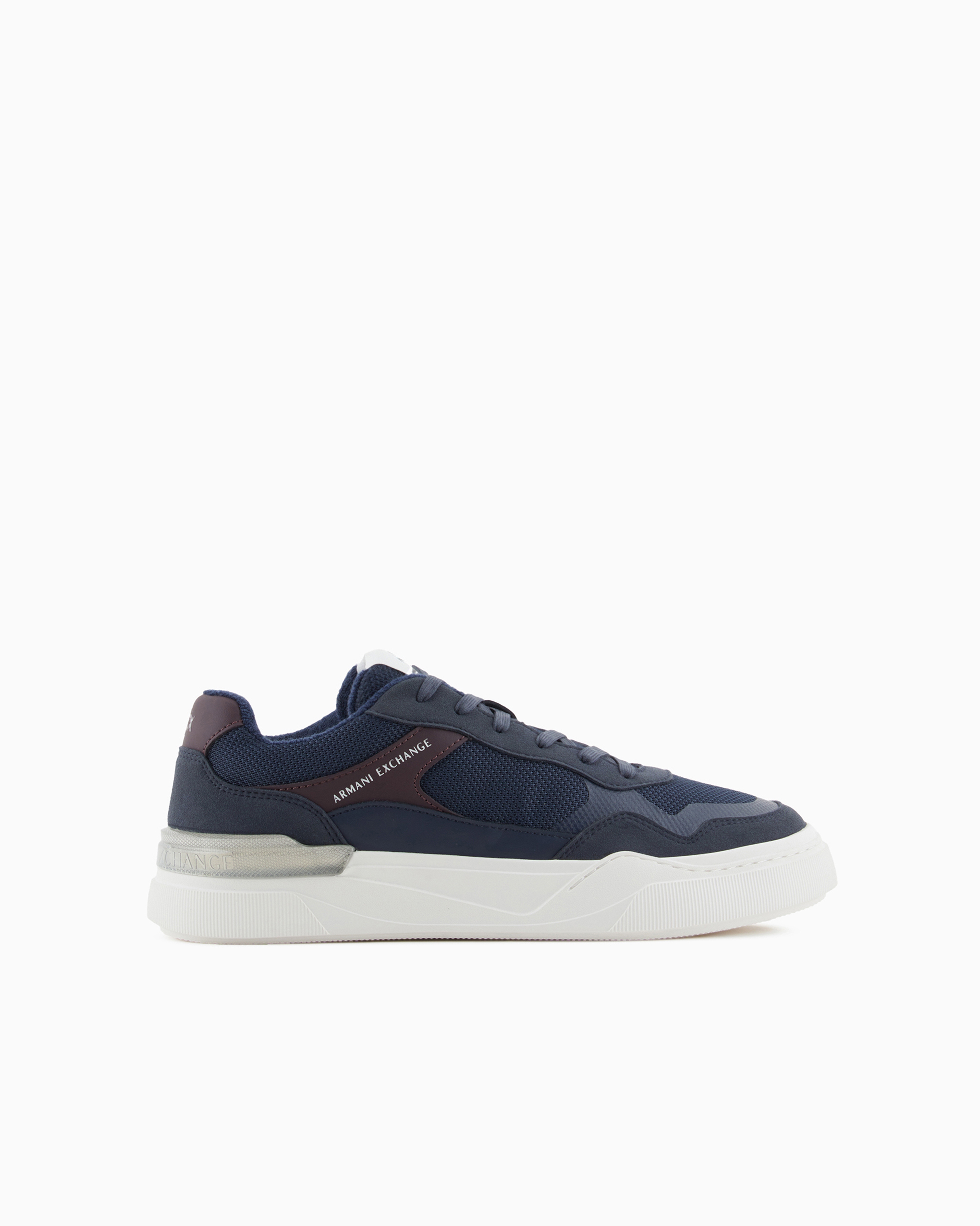 スニーカー Emporio Armani X3X187 XN850 LOGO-PRINT LACE-UP Sneakers Emporio Armani logo-print Leather Sneakers | Black | FARFETCH