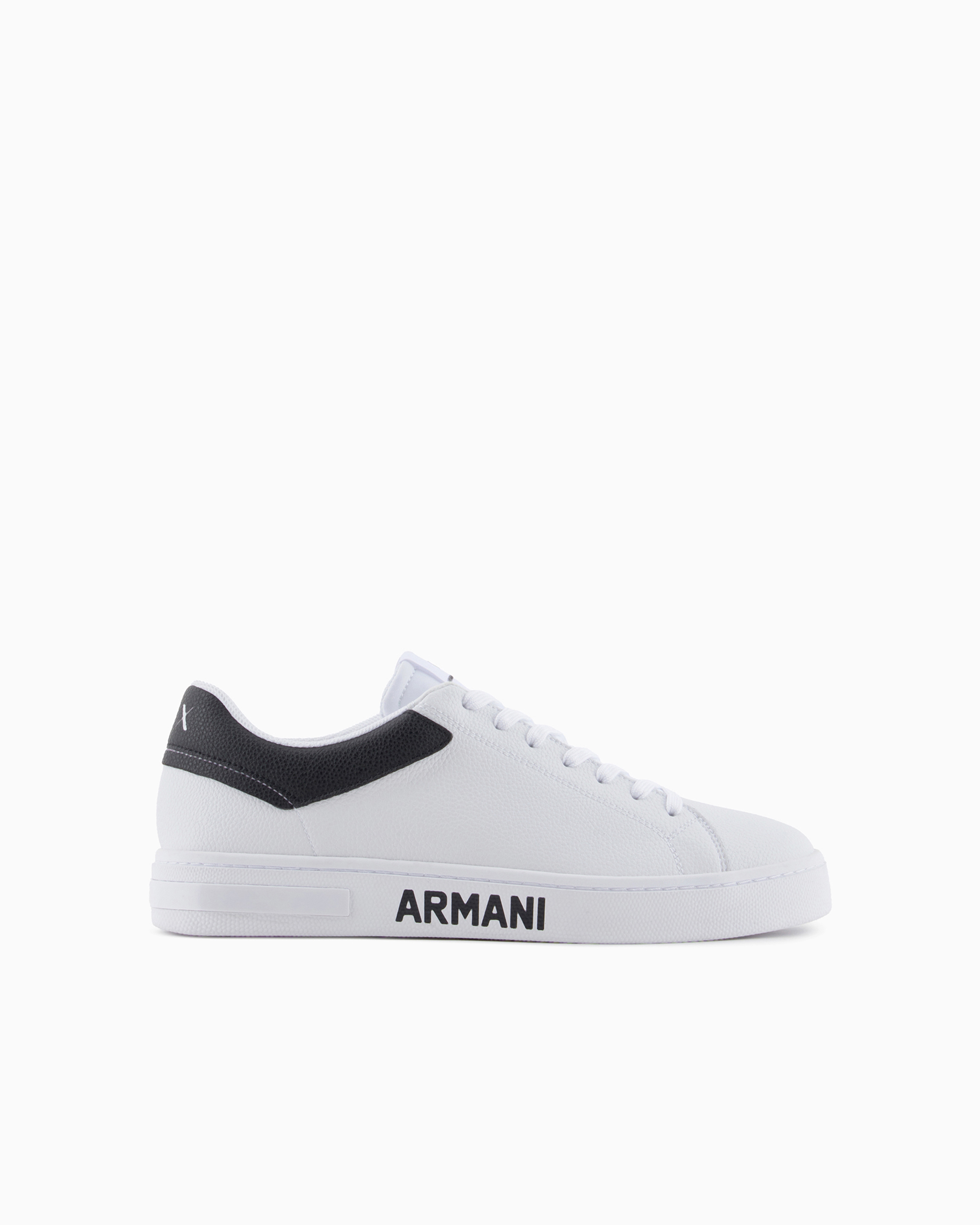 Armani Exchange Official Store Sneakers In Bianco E Nero