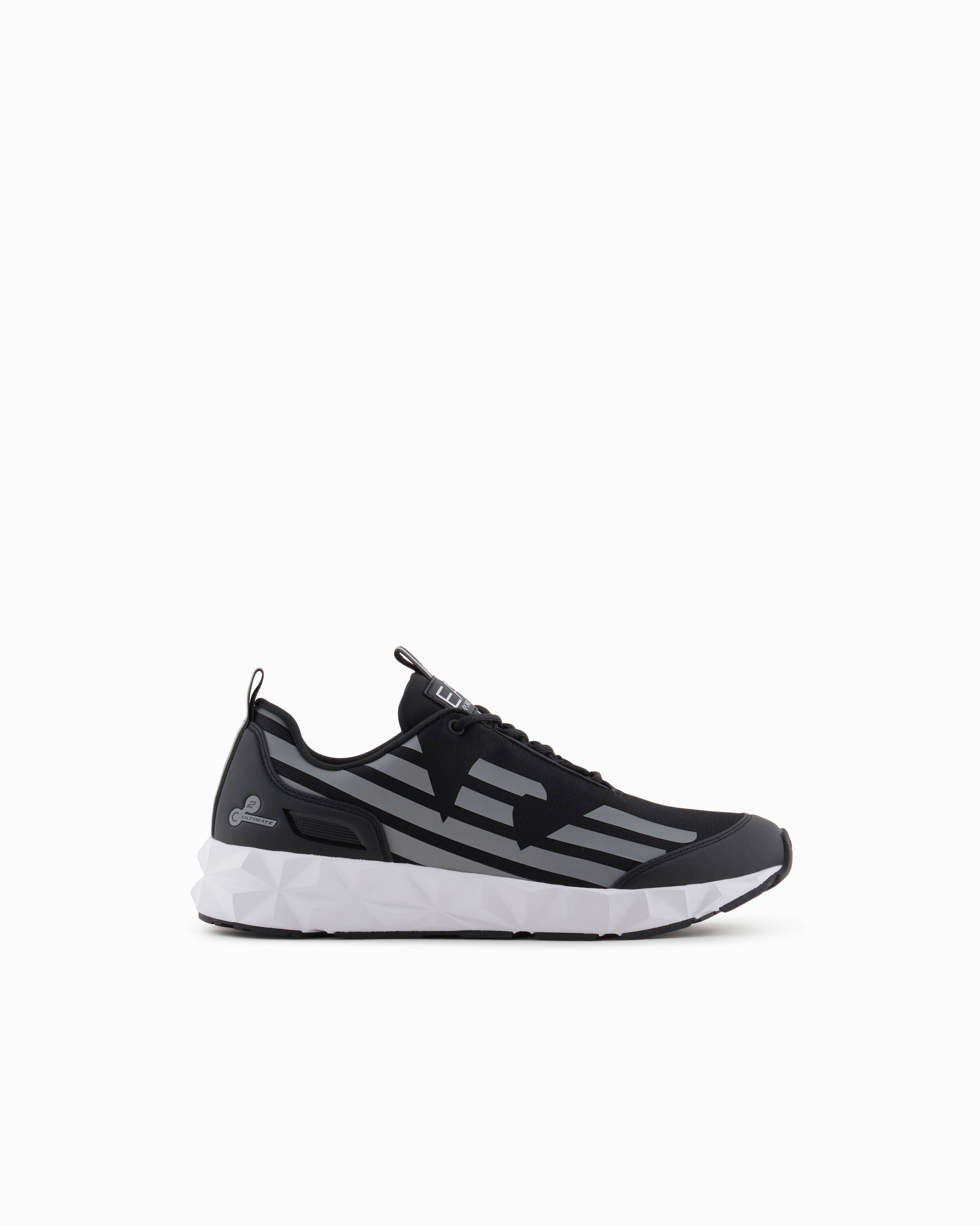 Ea7 Ultimate C2 Kombat Core Sneakers In Schwarz