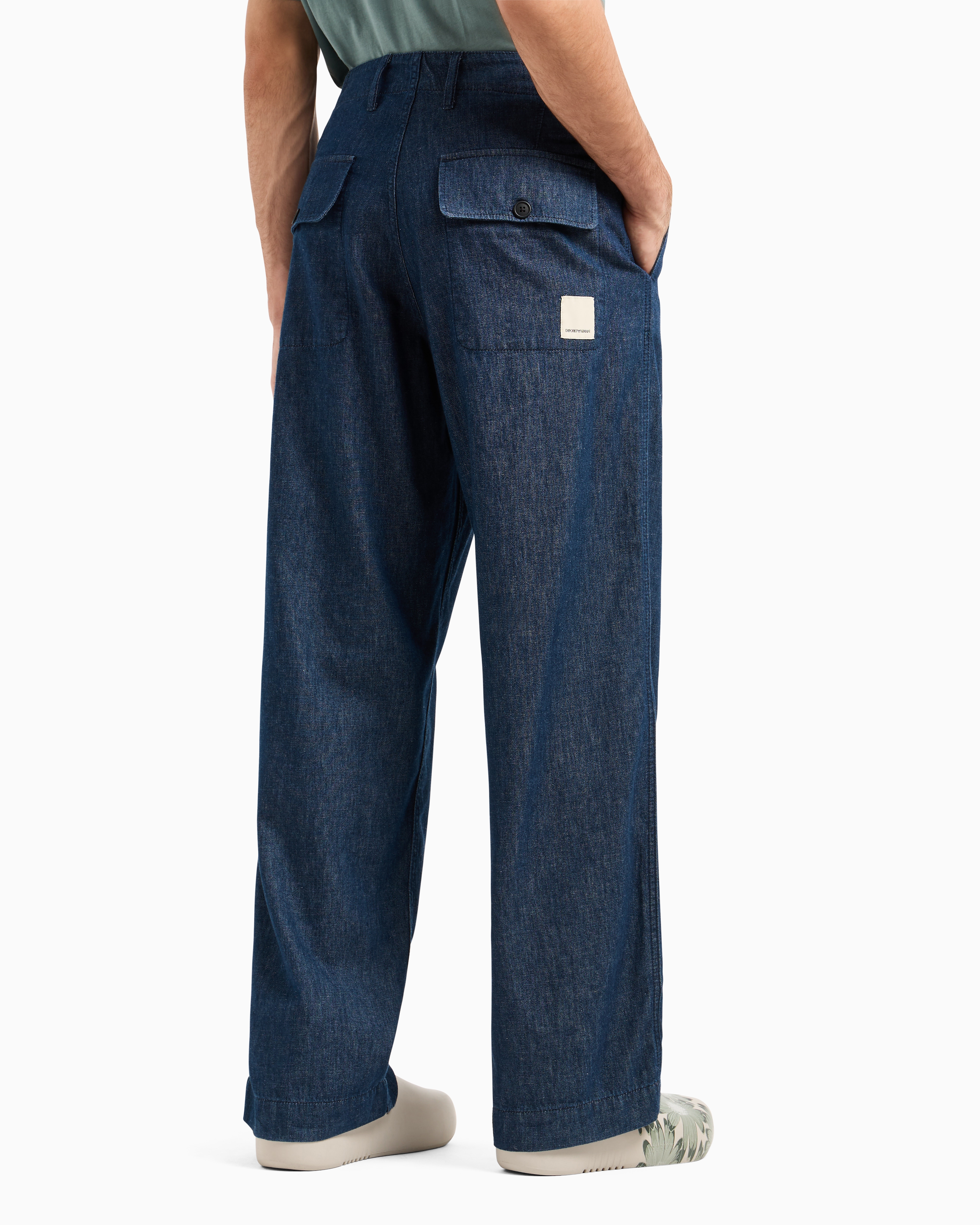 パンツ EMPORIO ARMANI 1tuck chambray slacks 48 Regular fit trousers in stretch cotton with elasticated